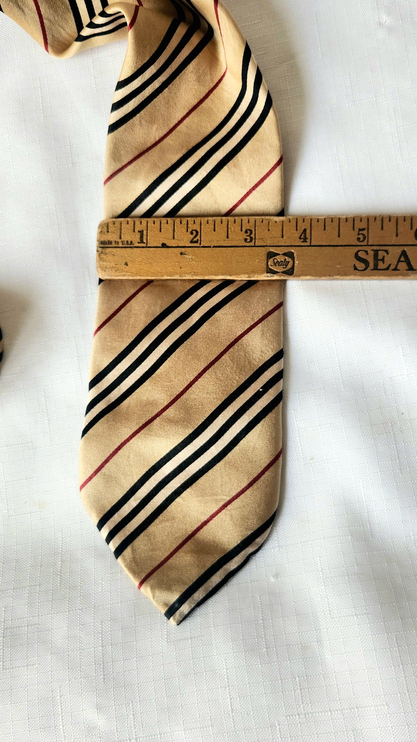 Burberry × Vintage Burberry London Beige Tie 100% Silk Made Italy Vintage Nova Size ONE SIZE - 10 Thumbnail