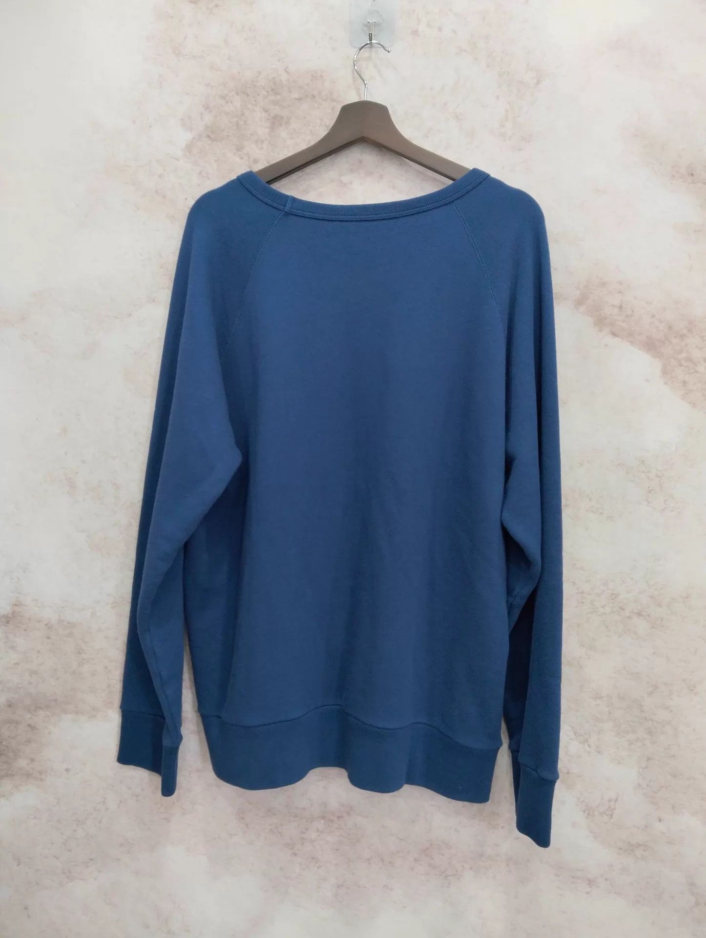 Gucci Gucci Blue Pig Logo Pullover Sweatshirt L Size L / US 10 / IT 46 - 2 Thumbnail