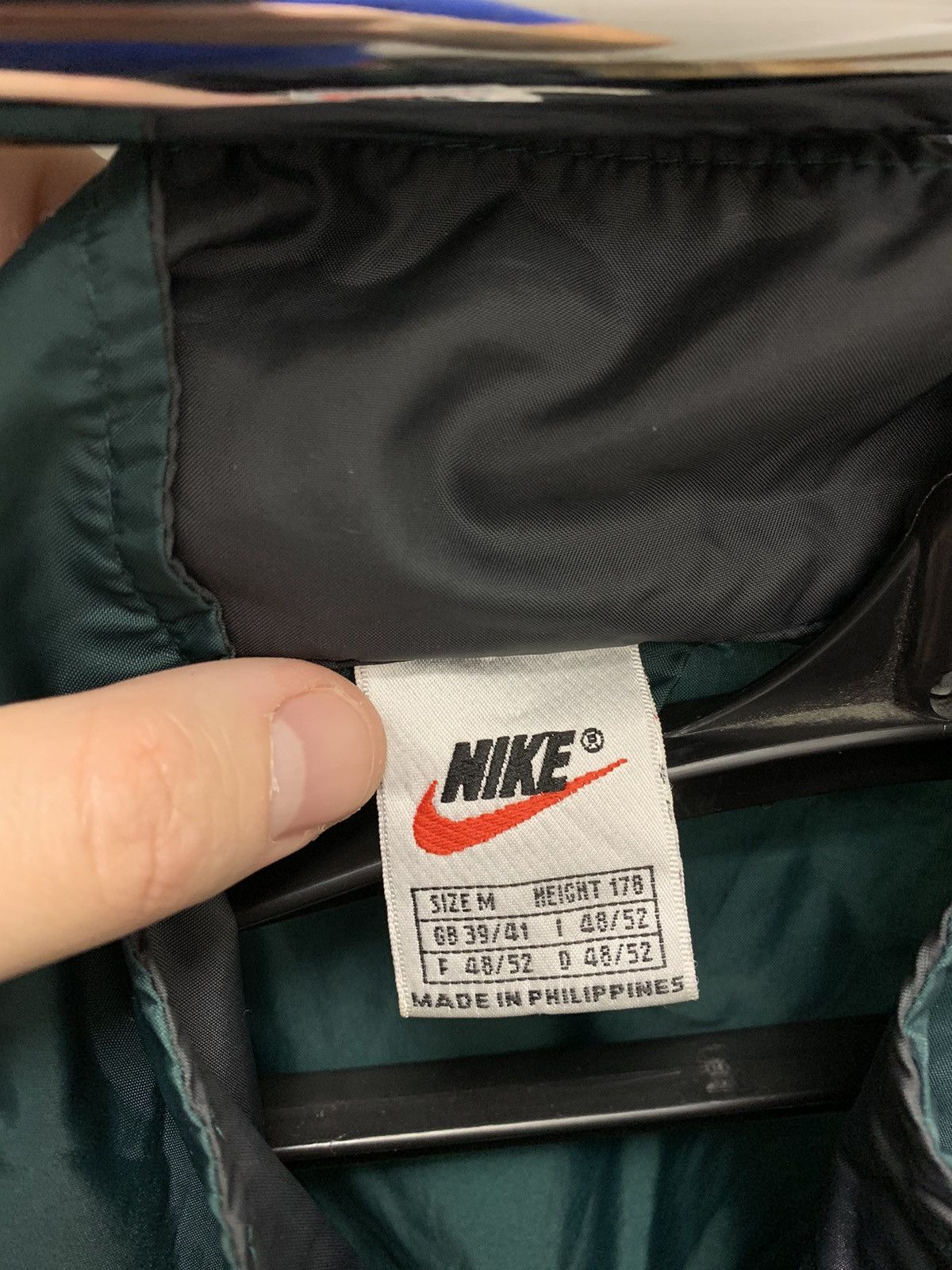 Nike Nike vintage light jacket big logo 1990th 90th red tags M Size US M / EU 48-50 / 2 - 5 Thumbnail