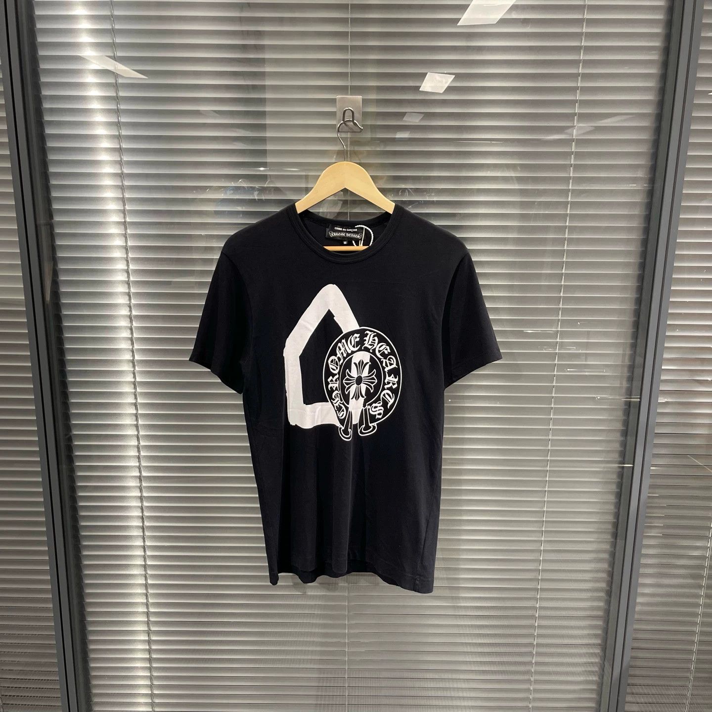 Chrome Hearts Chrome Hearts x CDG White Printed Short Sleeve T-Shirt M 99 Size M / US 6-8 / IT 42-44 - 1 Thumbnail