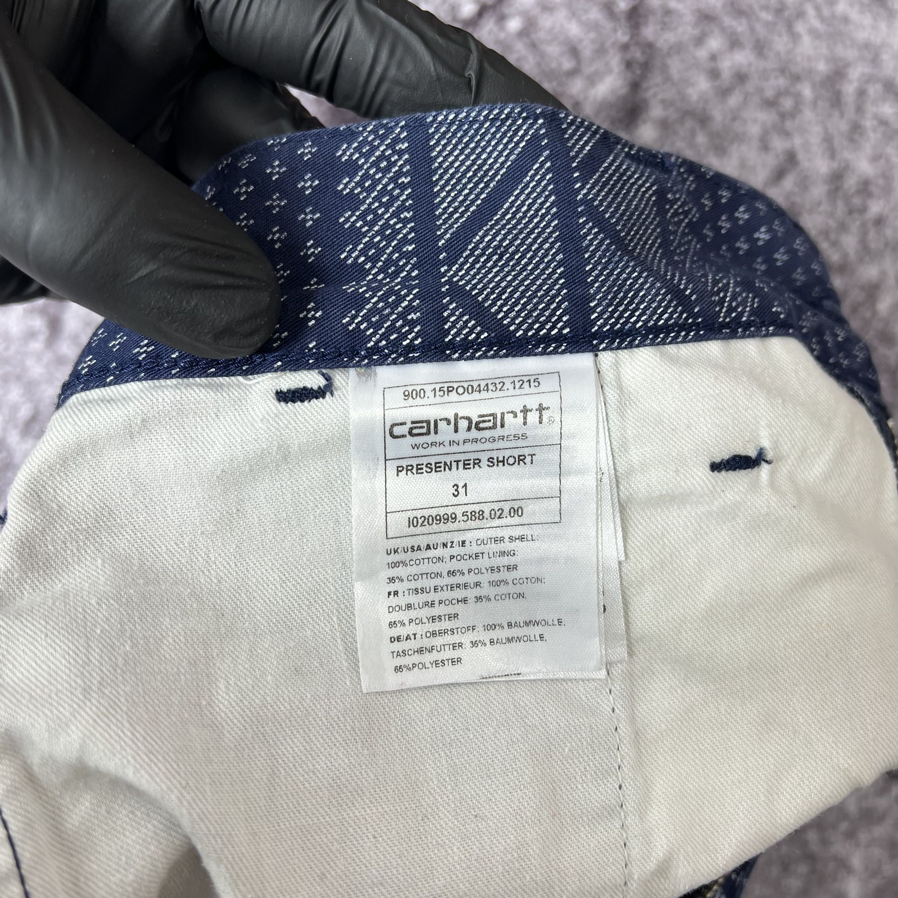 Carhartt Carhartt Shorts Size 31 Size US 31 - 6 Thumbnail