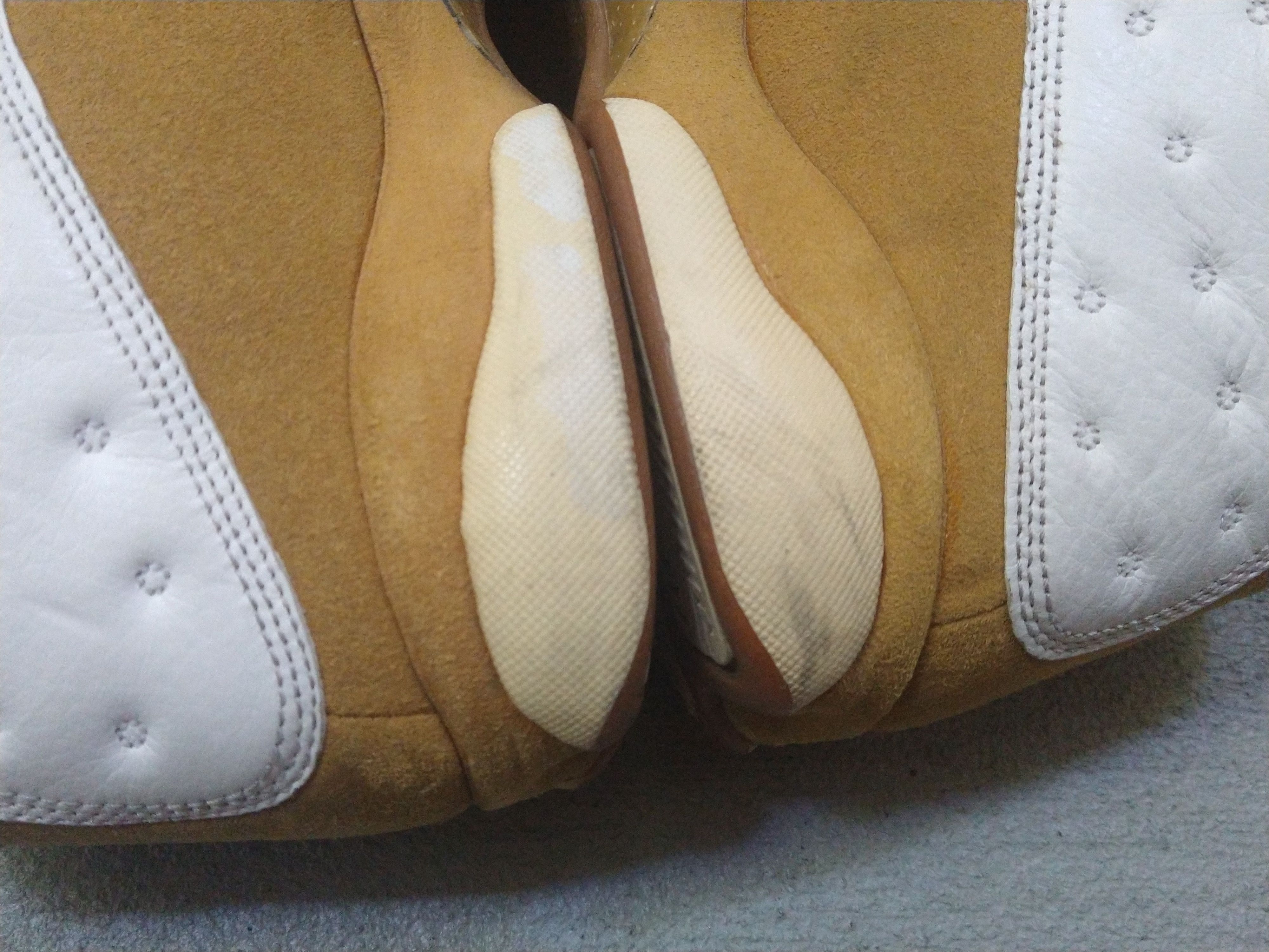 Jordan Brand Nike Air Jordan 13 Retro Wheat Size 8.5 2004 309259-171 Y2K Size US 8.5 / EU 41-42 - 16 Thumbnail