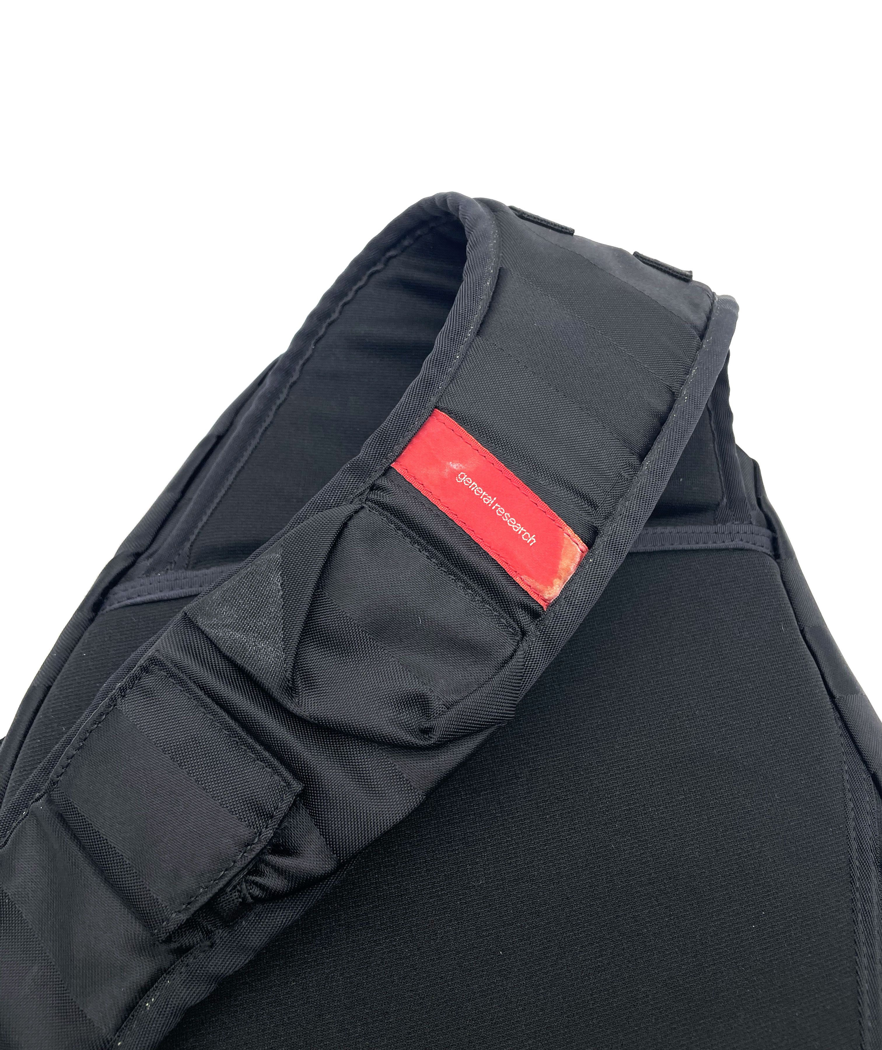 General Research 2002 Mono Strap Shoulder Bag Size ONE SIZE - 8 Thumbnail