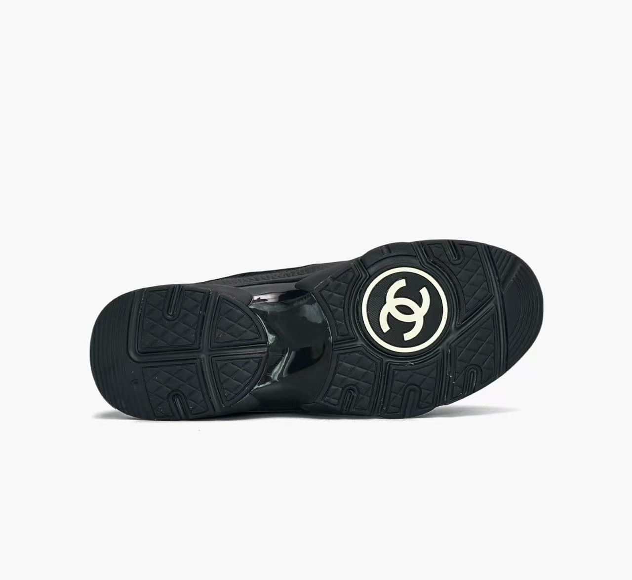 Chanel Chanel Leather Black Lowtop Sneakers us_9 Women Size US 9 / IT 39 - 3 Thumbnail