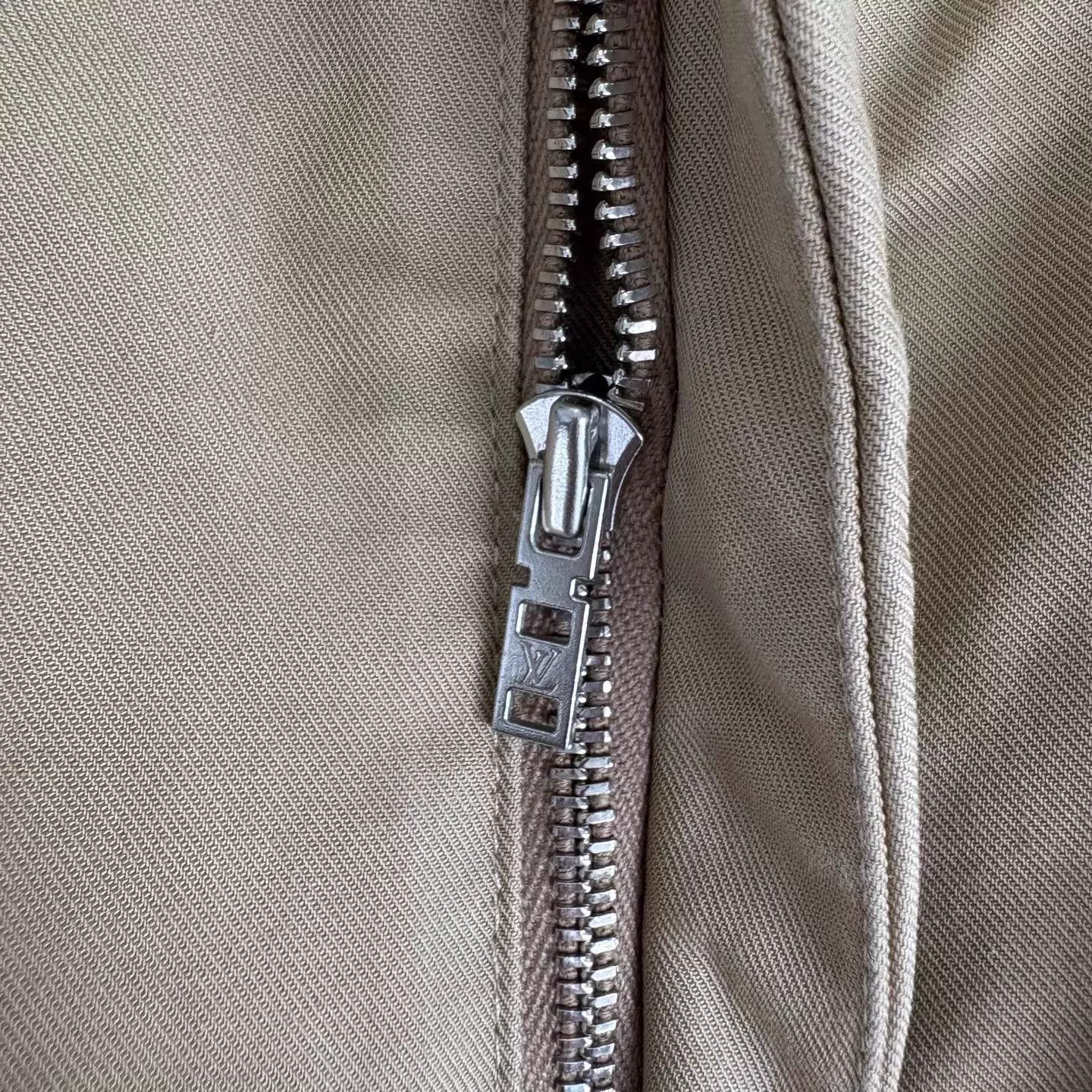 Louis Vuitton LV x Nigo Heart-embroidered Khaki Casual Suit Pants 40 Size US 40 / EU 56 - 8 Thumbnail