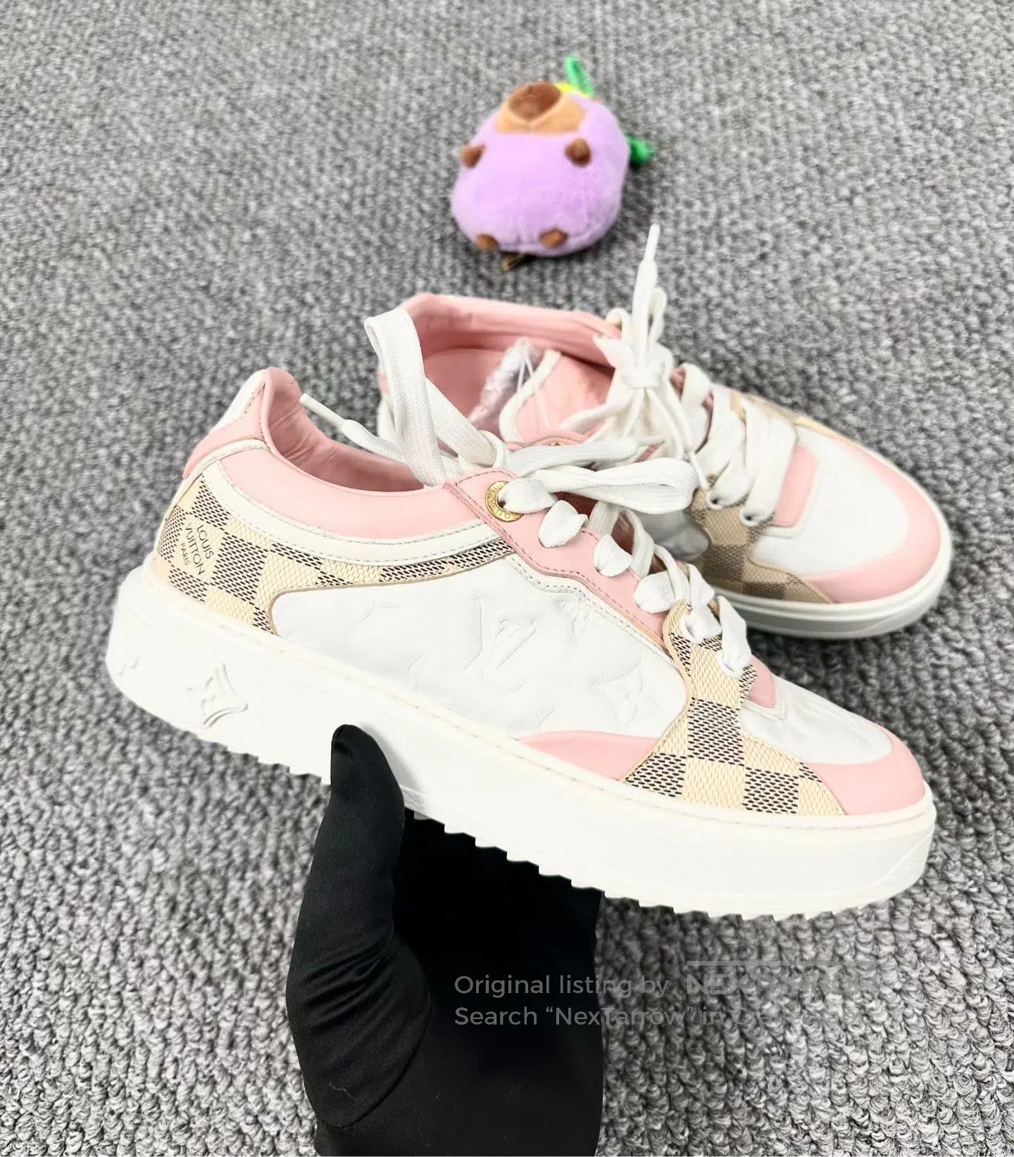 Louis Vuitton Louis Vuitton White and pink textured logo platform shoes| Size US 6 / IT 36 - 3 Thumbnail