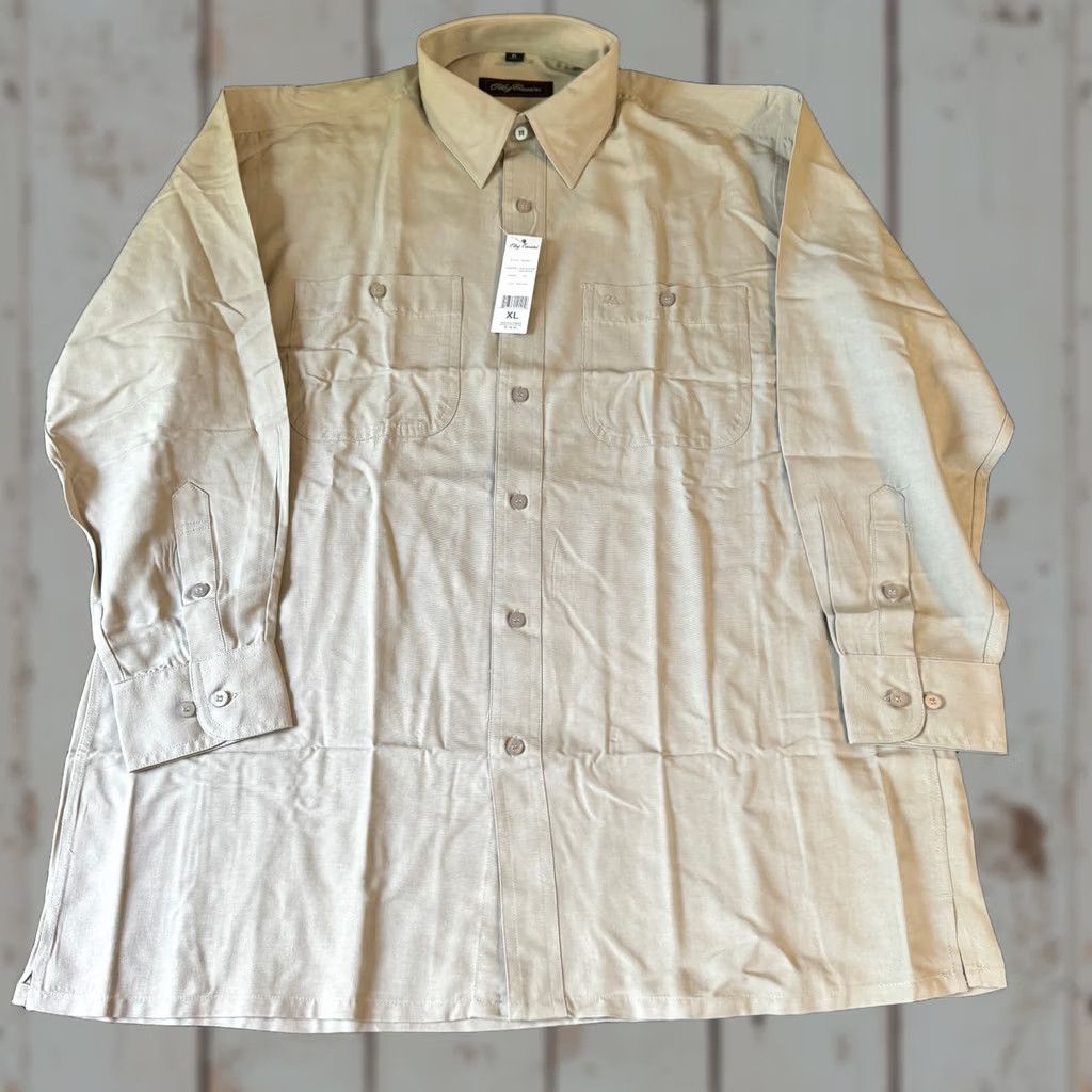 Oleg Cassini Oleg Cassini Shirt XL Mens Long Sleeve Button-Up Brown NWT Tan Solid Pattern Button-Down Shirt Size US XL / EU 56 / 4 - 1 Thumbnail