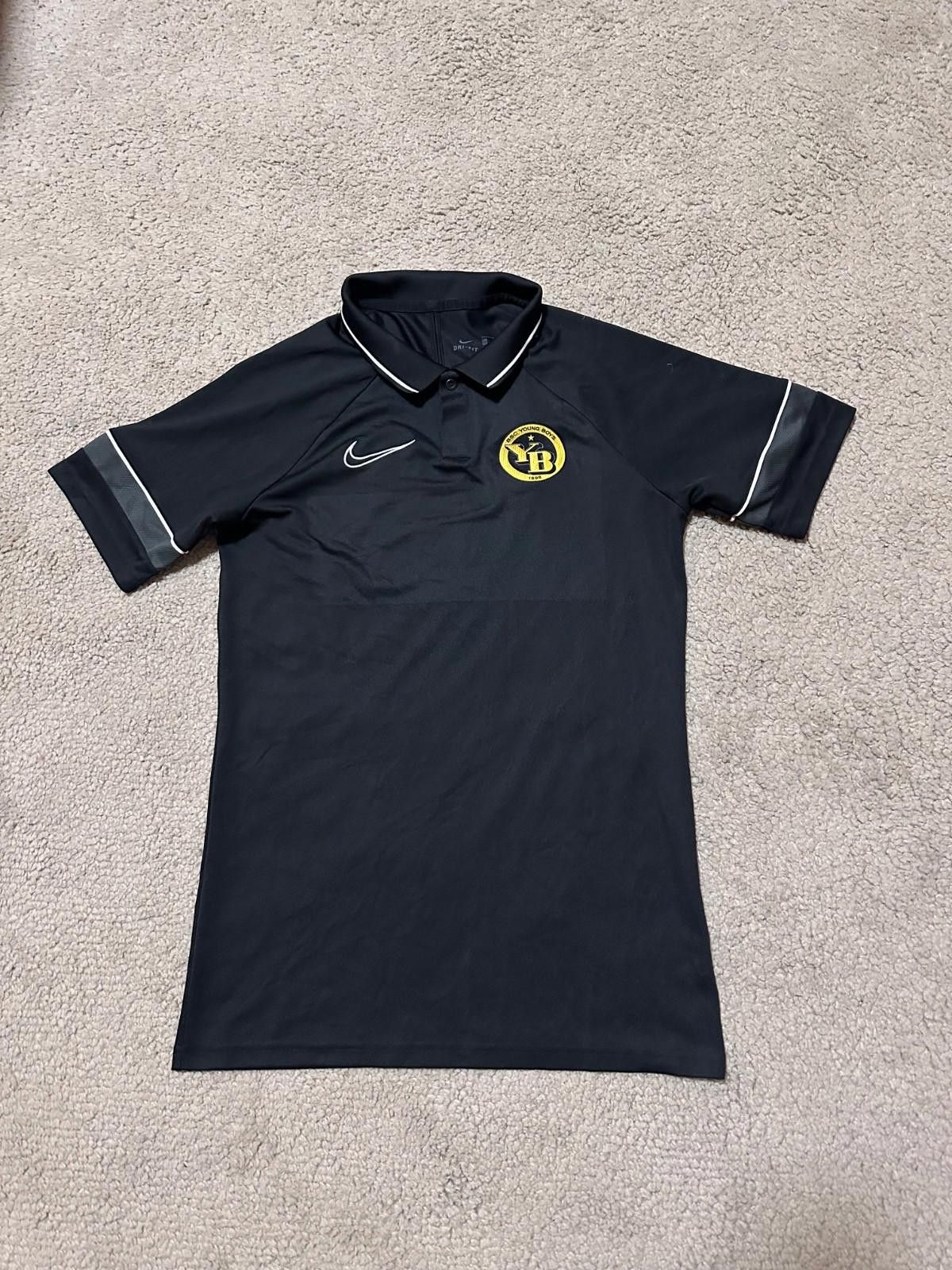 Nike Young Boys Mens Training Polo Jersey 2021/22 Nike T-Shirt Size US L / EU 52-54 / 3 - 1 Thumbnail