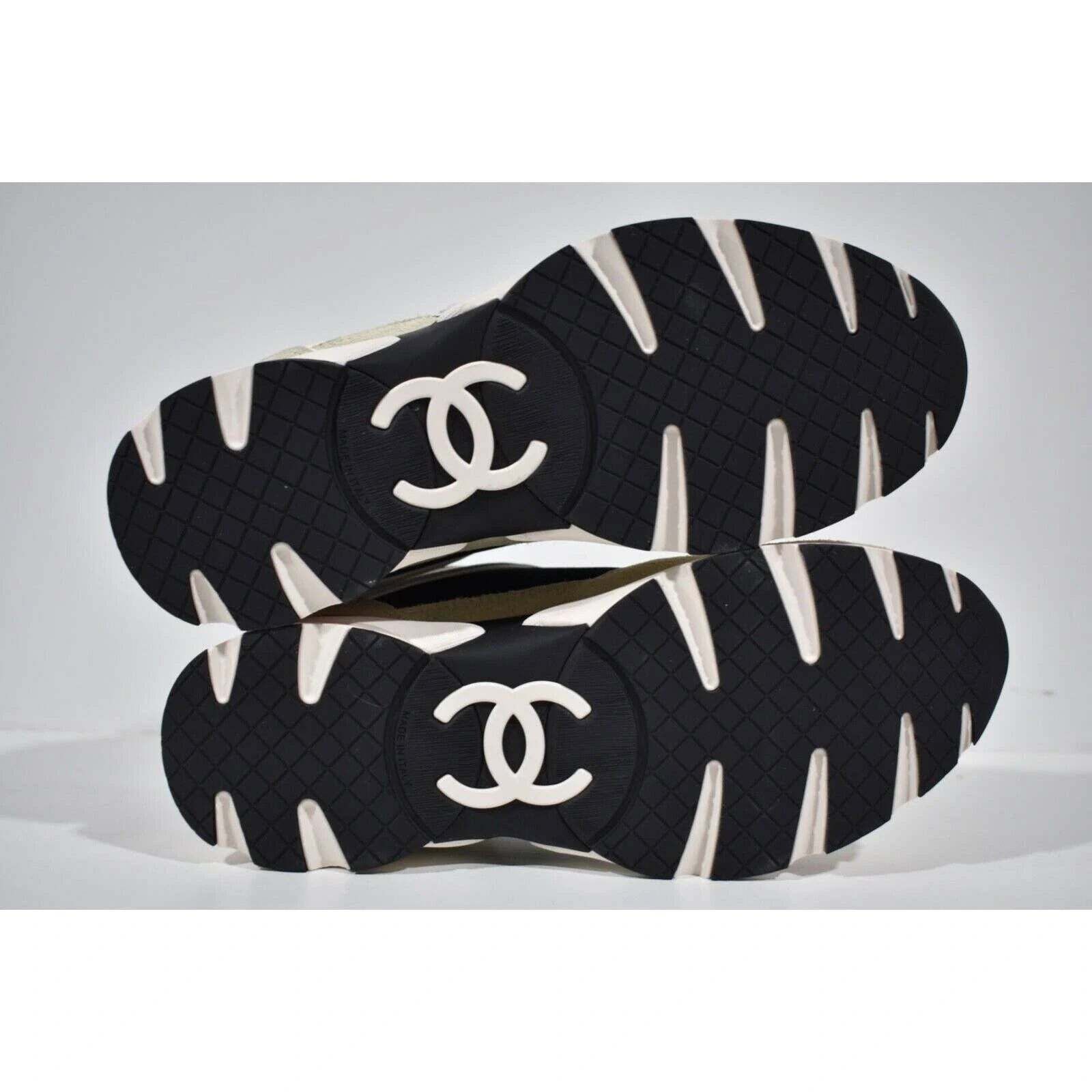 Chanel Chanel 22S Ivory Red Mesh CC Logo Tie Flat Runner Sneaker 41 Size US 11 / IT 41 - 12 Thumbnail