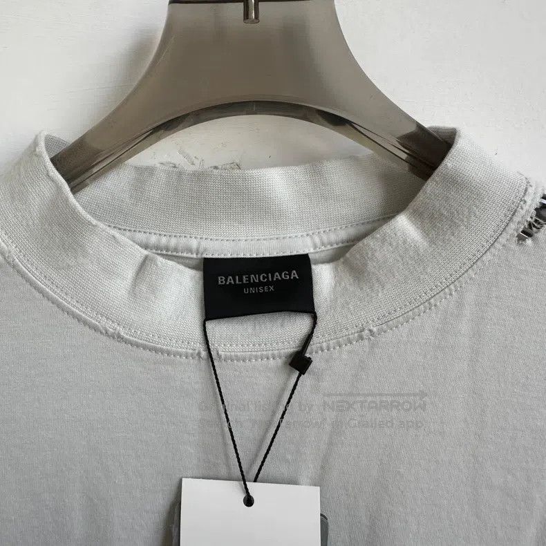 Balenciaga Balenciaga White Letter Print Short Sleeve Size US S / EU 44-46 / 1 - 3 Thumbnail