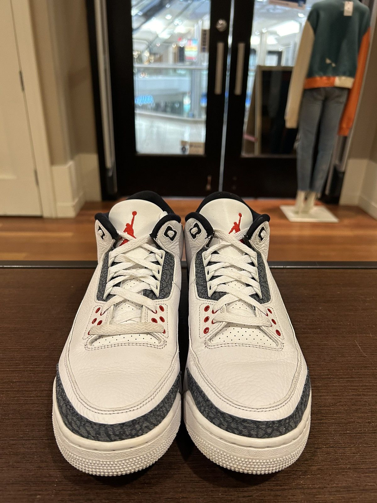 Jordan Brand Jordan 3 Retro SE ‘Fire Red Denim’ Size US 9.5 / EU 42-43 - 5 Thumbnail