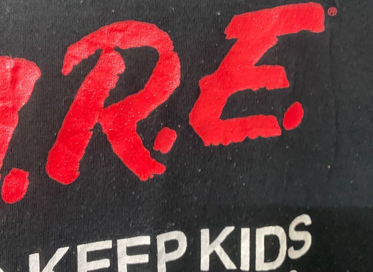 D.A.R.E Vintage 90s DARE To Keep Kids Off Drugs Tshirt Size US L / EU 52-54 / 3 - 4 Thumbnail