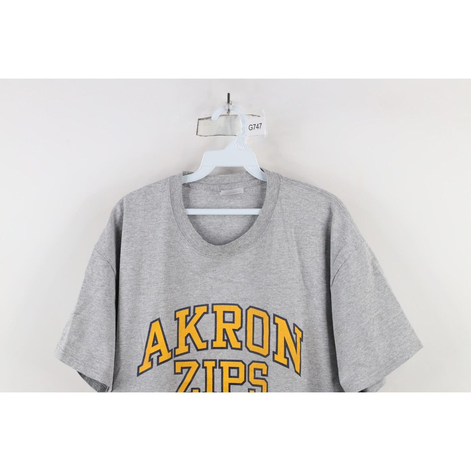 Vintage Vintage 90s Mens Large Spell Out University of Akron T-Shirt Size US L / EU 52-54 / 3 - 2 Thumbnail