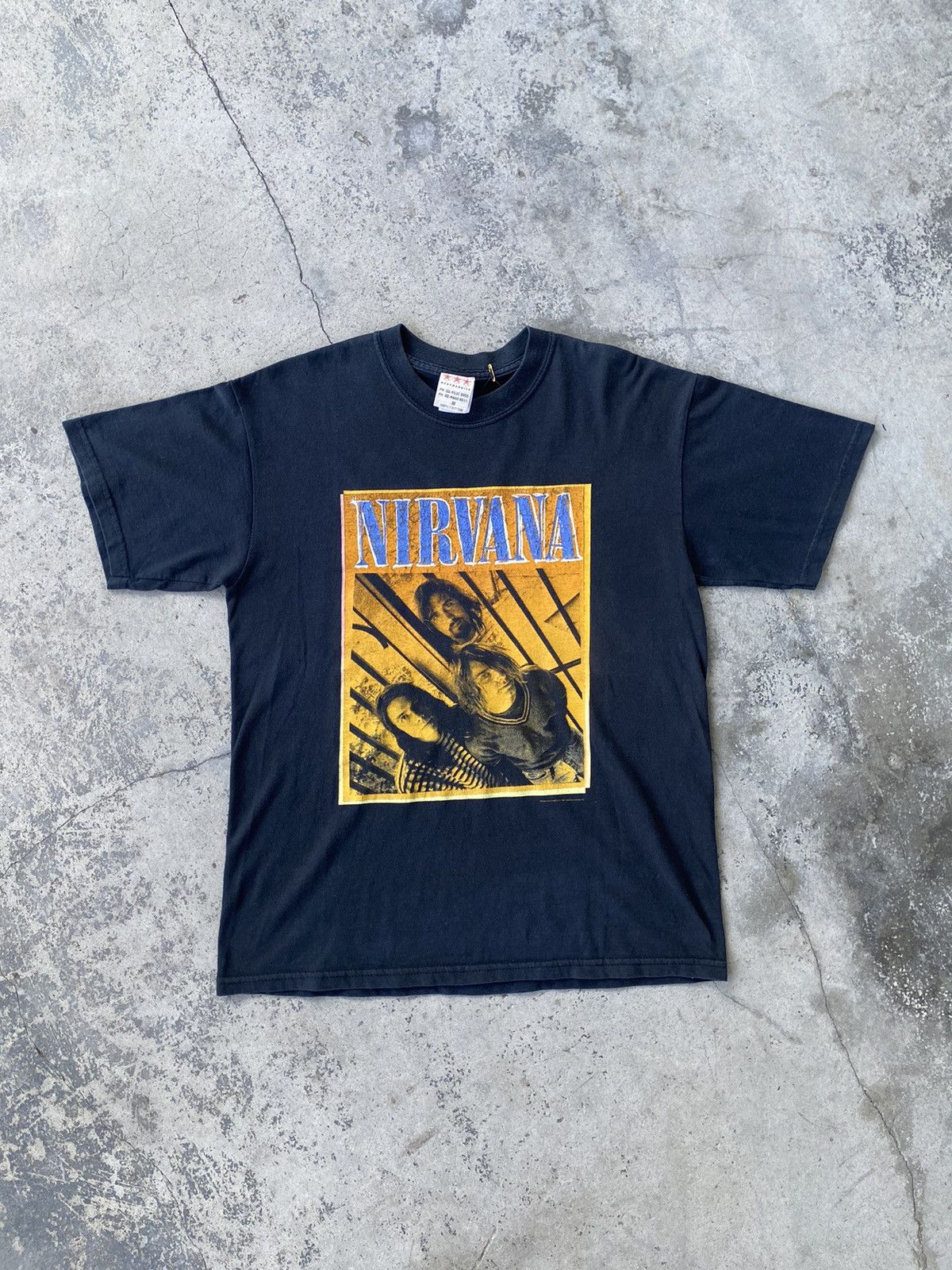 Nirvana × Vintage VINTAGE NIRVANA Size US M / EU 48-50 / 2 - 1 Thumbnail