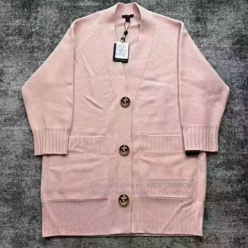 Louis Vuitton Fashion Item . Size S / US 4 / IT 40 - 1 Thumbnail