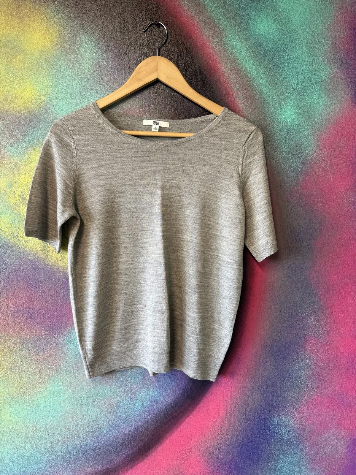 Uniqlo Uniqlo Grey women top Size L Size L / US 10 / IT 46 - 1 Thumbnail