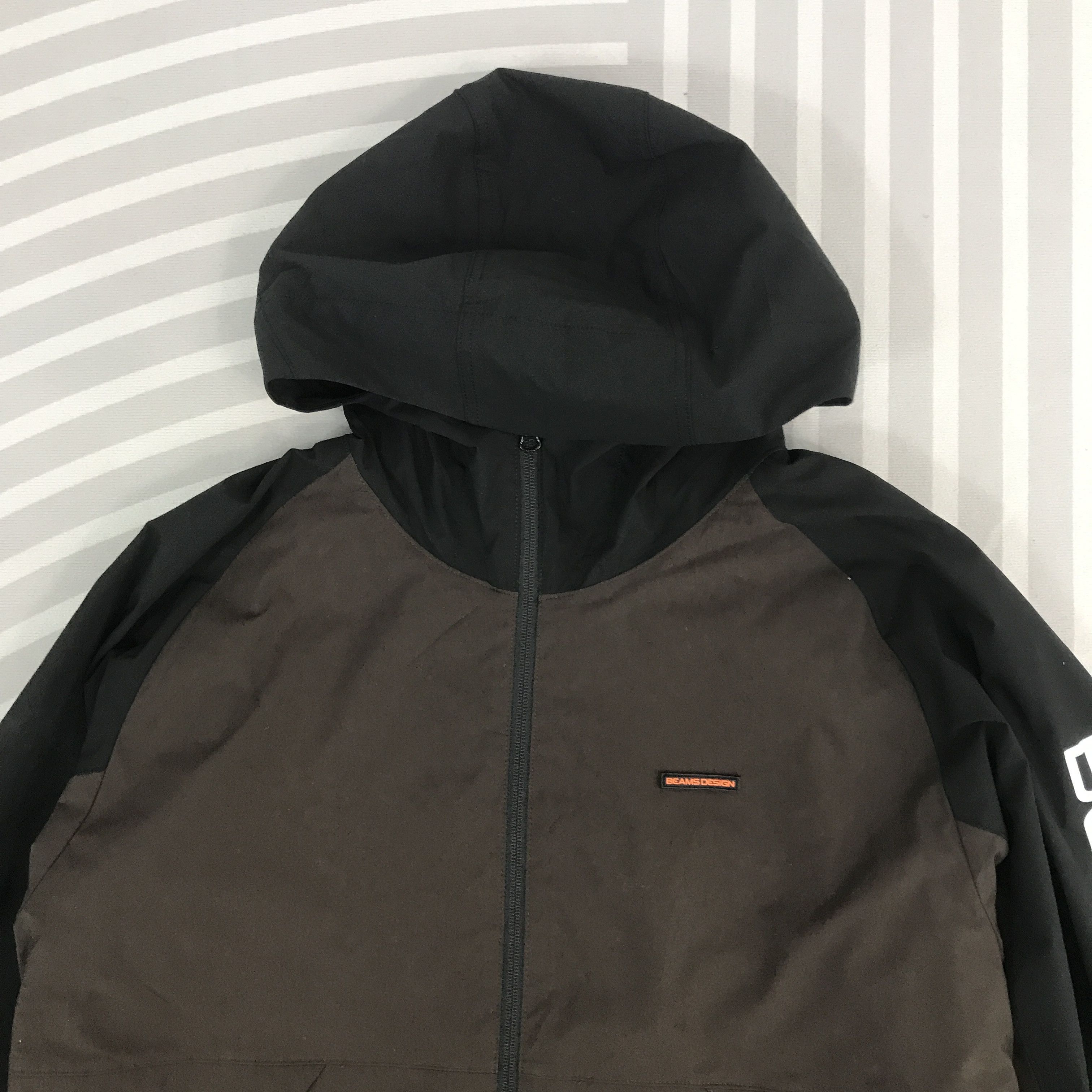 Beams Japan × Japanese Brand × Vintage Vintage Beams Design windbreaker hoodies Jacket Size US XL / EU 56 / 4 - 2 Thumbnail