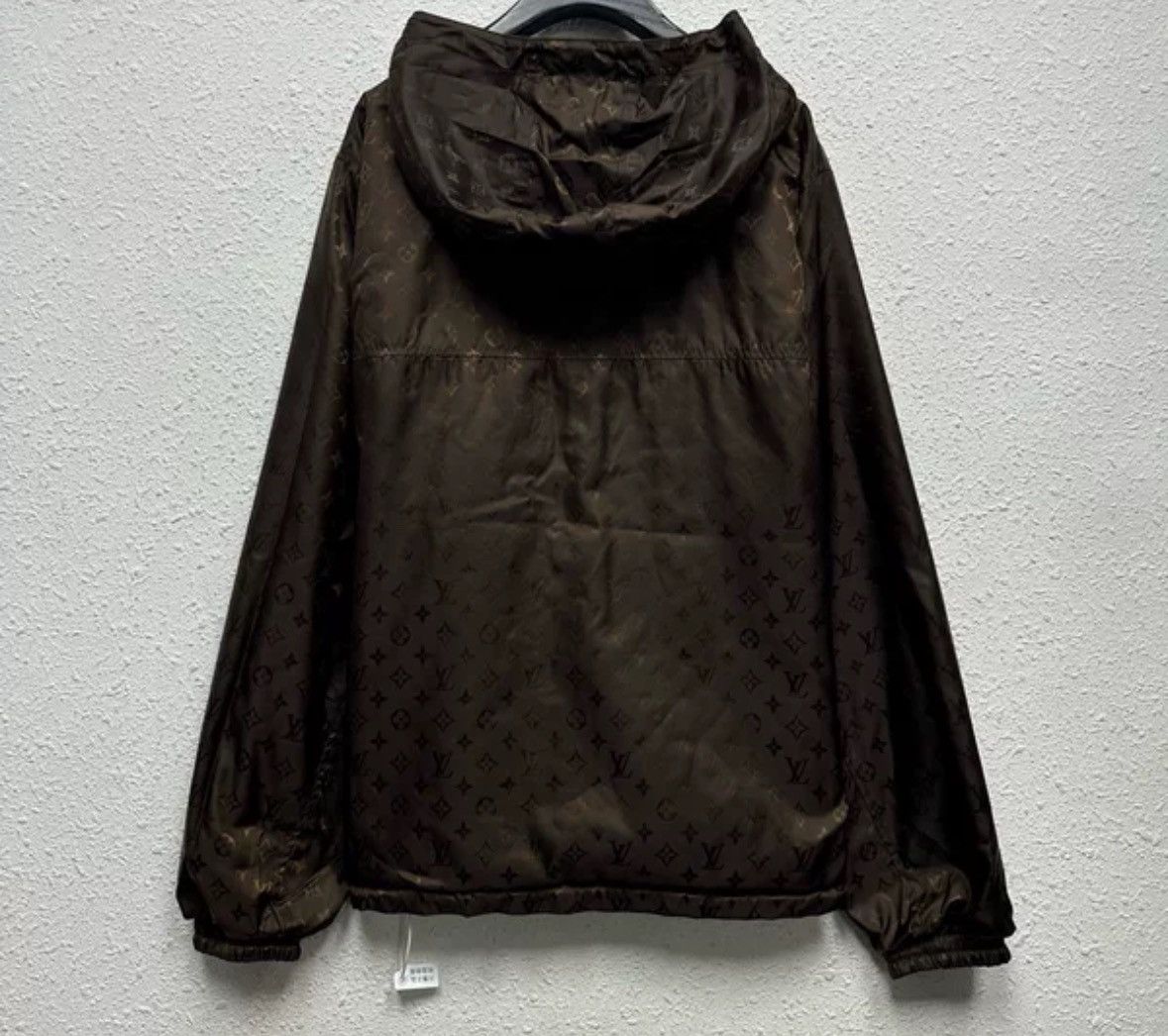 Louis Vuitton Louis Vuitton double-sided floral printed brown jacket Size US L / EU 52-54 / 3 - 4 Thumbnail