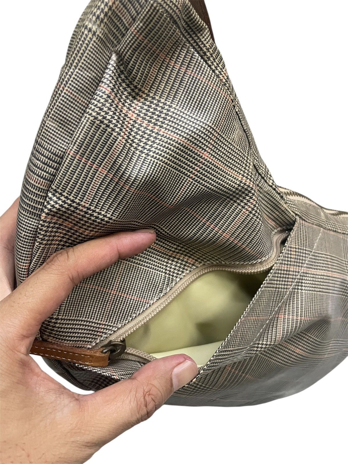 Tsumori Chisato Tsumori Chisato Banana Shoulder Bag - Houndstooth Plaid Size ONE SIZE - 7 Thumbnail