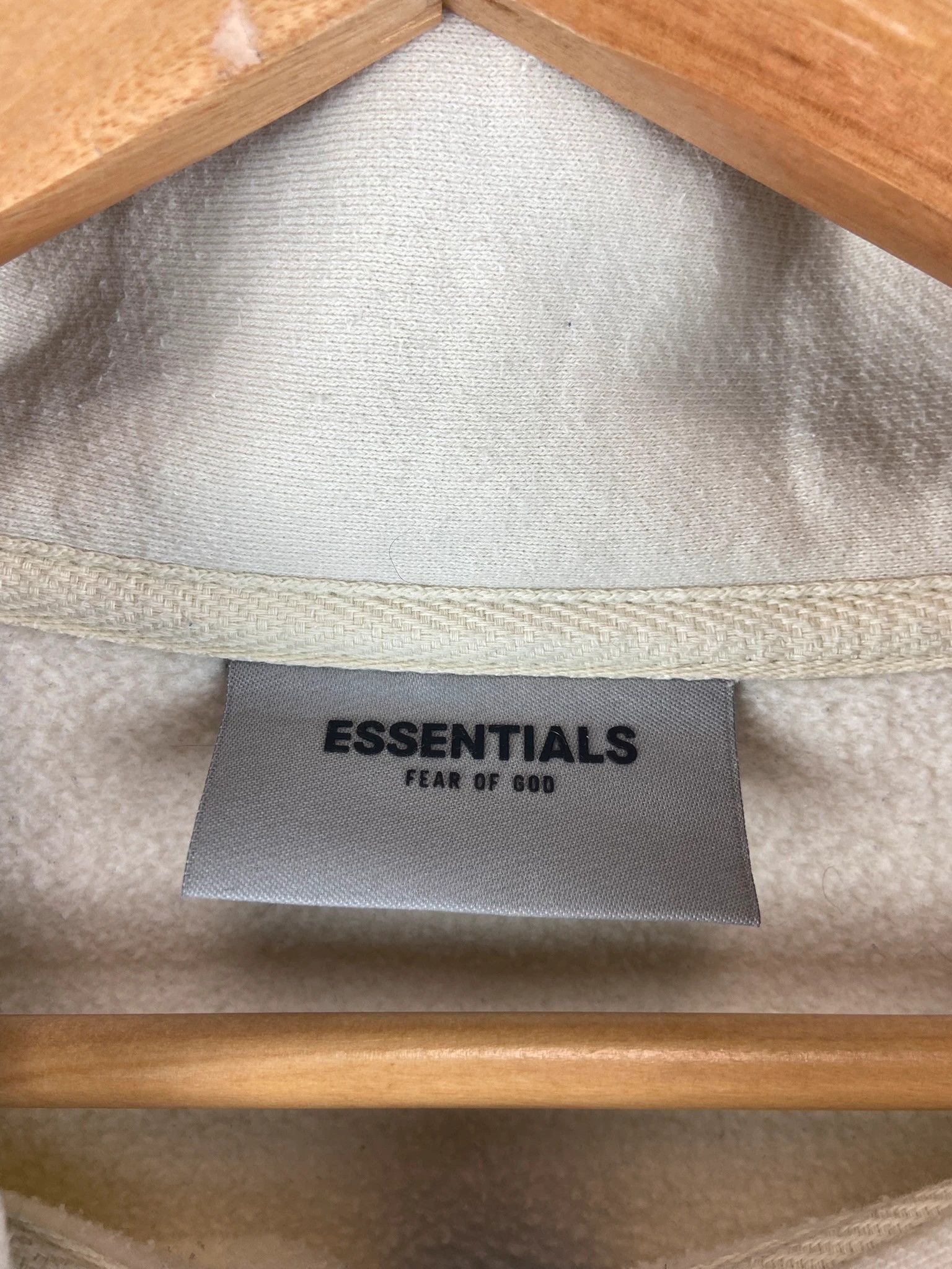 Fear of God Fear of God Essentials Beige Half-Zip Sweatshirt Staple (M) Size US M / EU 48-50 / 2 - 6 Thumbnail