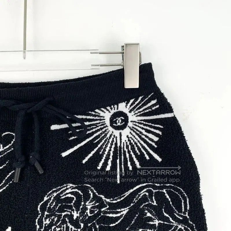 Chanel Chanel Black Cotton Women's Shorts . Size 23" - 3 Thumbnail