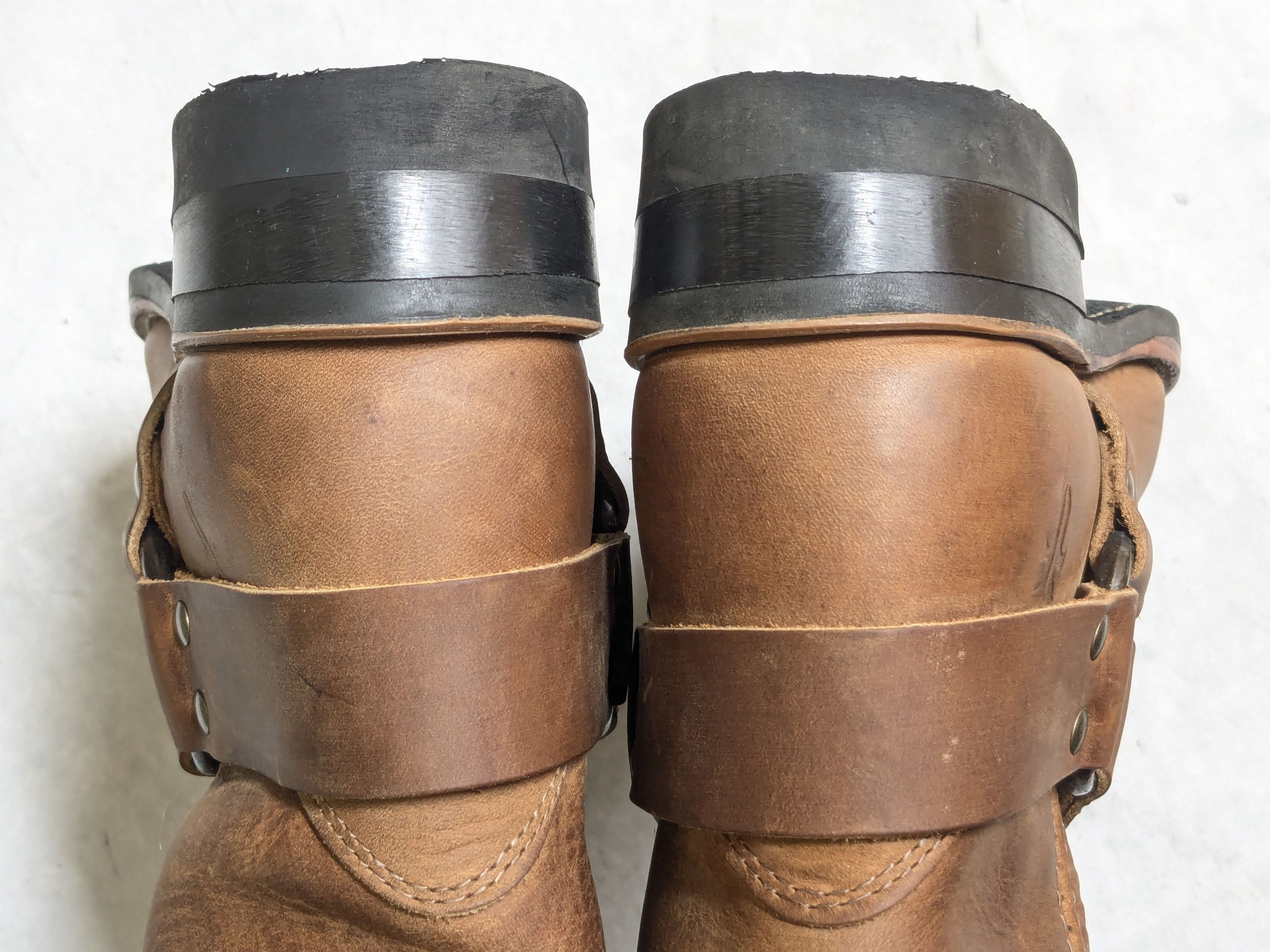 Frye Frye Harness Boots Brown Leather 9 M Buckle Size US 9 / EU 42 - 15 Thumbnail