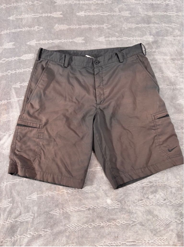 Nike Men's Nike Golf Shorts Size 34 Gray Size US 34 / EU 50 - 1 Thumbnail