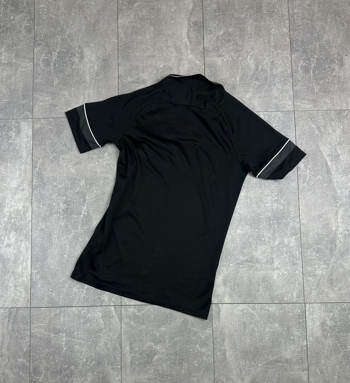 Nike Nike BSC Young Boys Polo Soccer Football Jersey 2019/20 Size US S / EU 44-46 / 1 - 12 Thumbnail