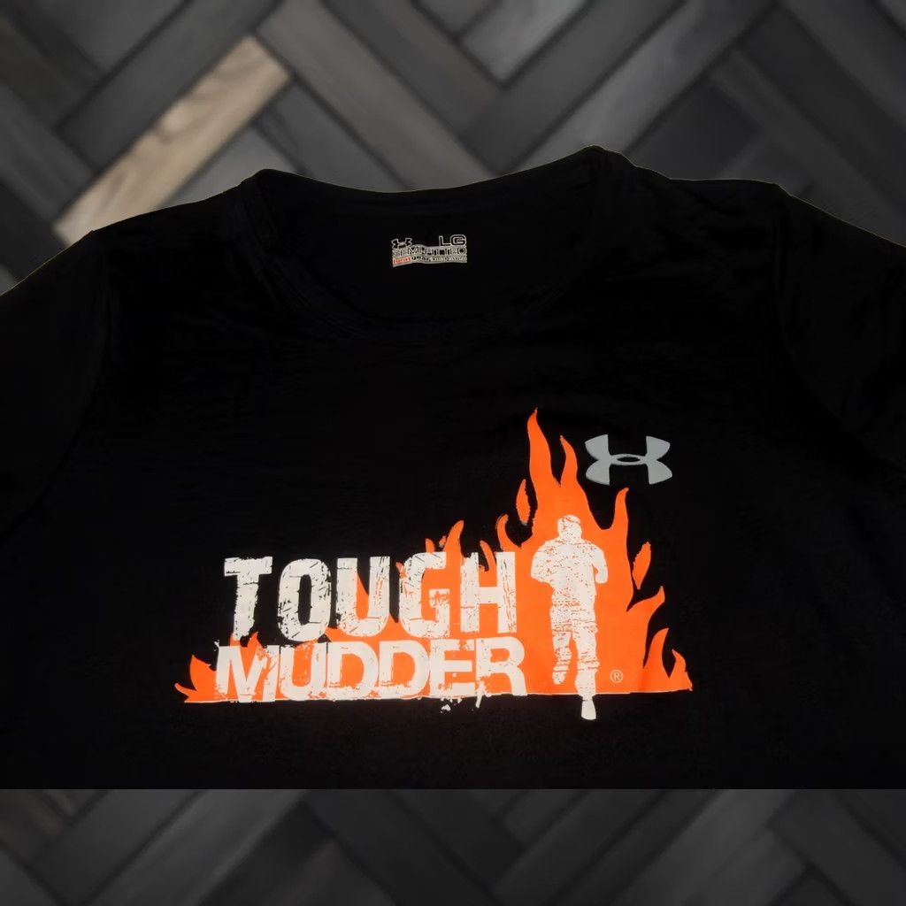 Under Armour Under Armour Men's T-Shirt Size L Graphic Print Short Sleeve Black Activewear 90s Tough Mudder Mens Size US L / EU 52-54 / 3 - 1 Thumbnail