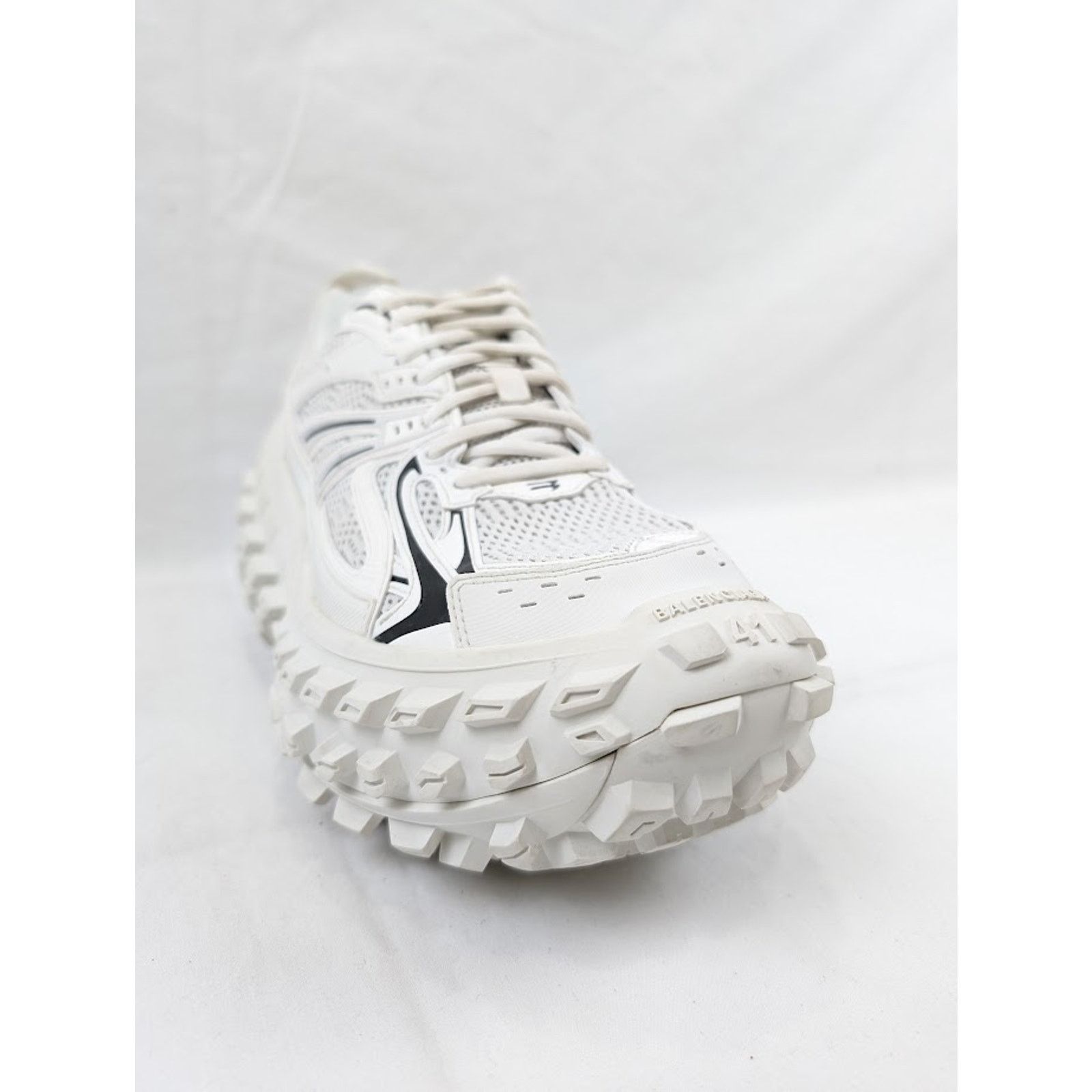 Balenciaga o1rshd1 Contrast Defender Bouncer in Eggshell/Black 46 Size US 13 / EU 46 - 5 Thumbnail