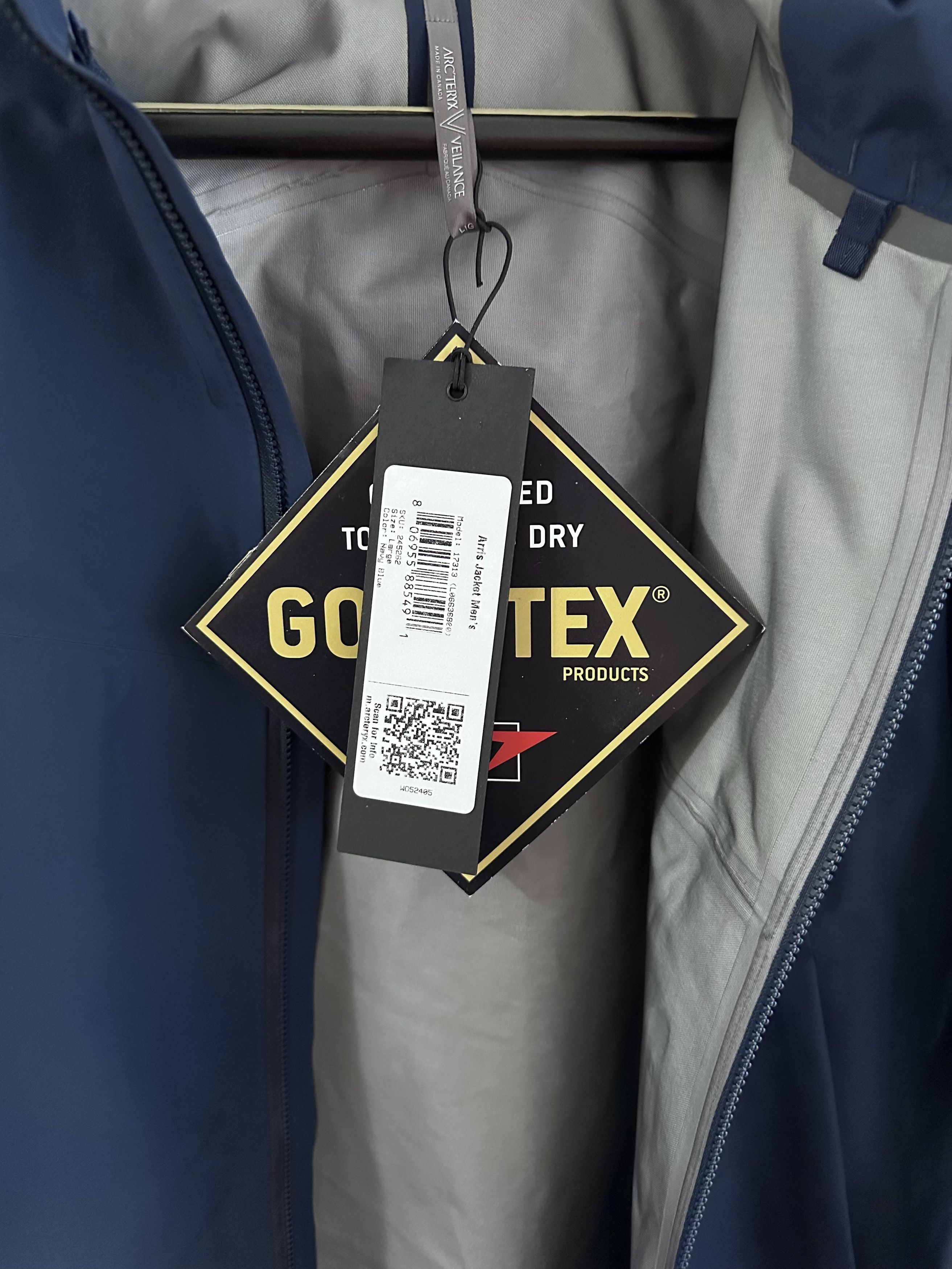 Veilance Veilance Arris Jacket Size US L / EU 52-54 / 3 - 11 Thumbnail