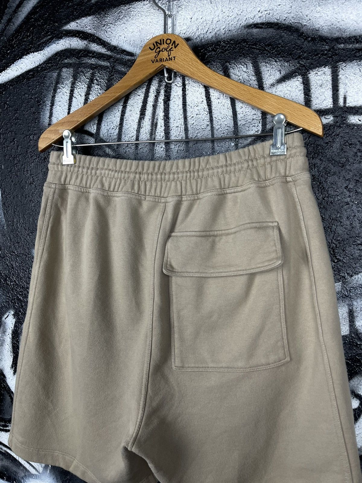 Represent Clo. Represent Blanks Cotton Shorts Men’s Size L Size US 34 / EU 50 - 6 Thumbnail
