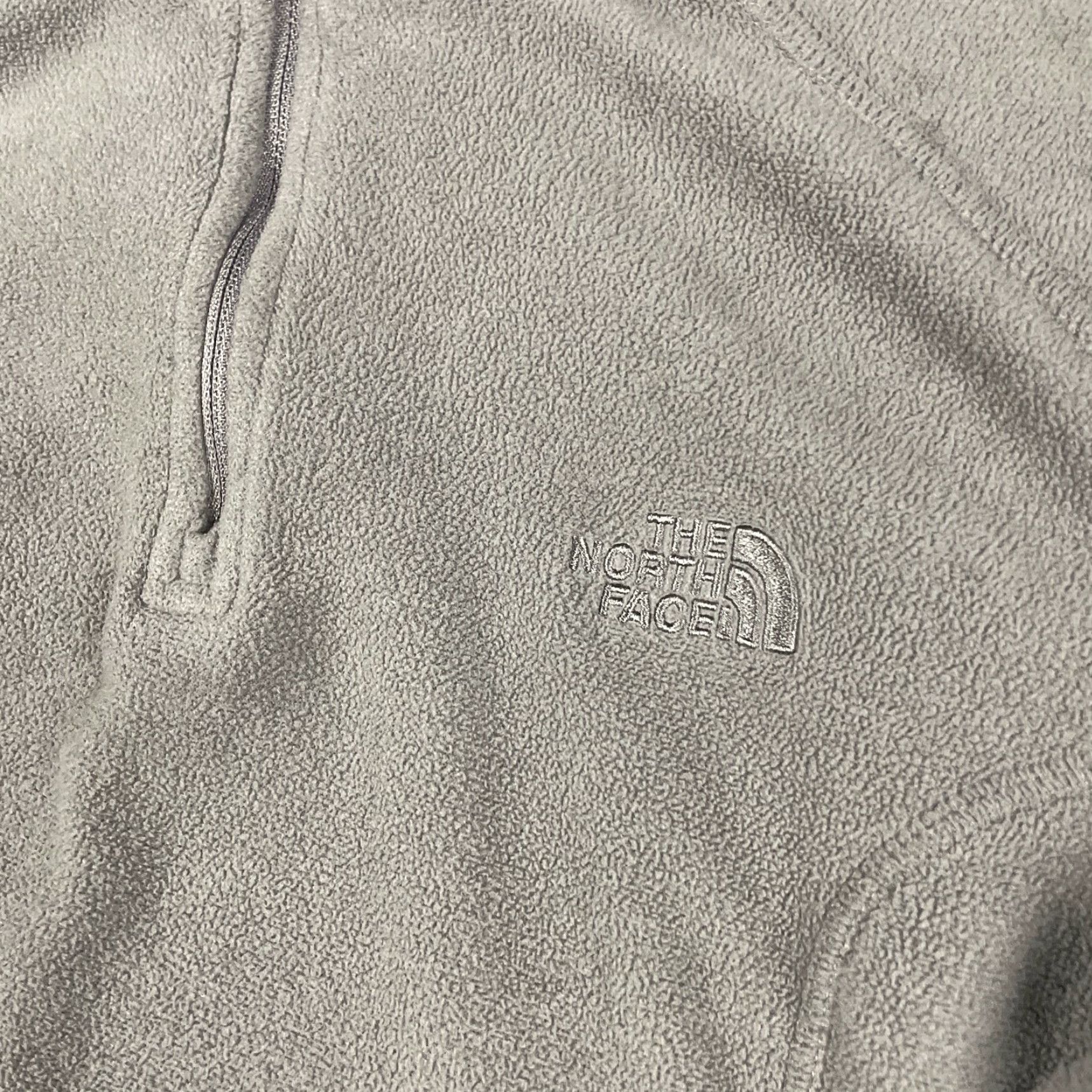 The North Face The North Face Sweatshirt Mens Fleece Jacket Pullover 1/4 Zip Gray Large Adult M 1/4 Zip Mock Neck Logo Casual Travel Outdoors Size US M / EU 48-50 / 2 - 3 Thumbnail