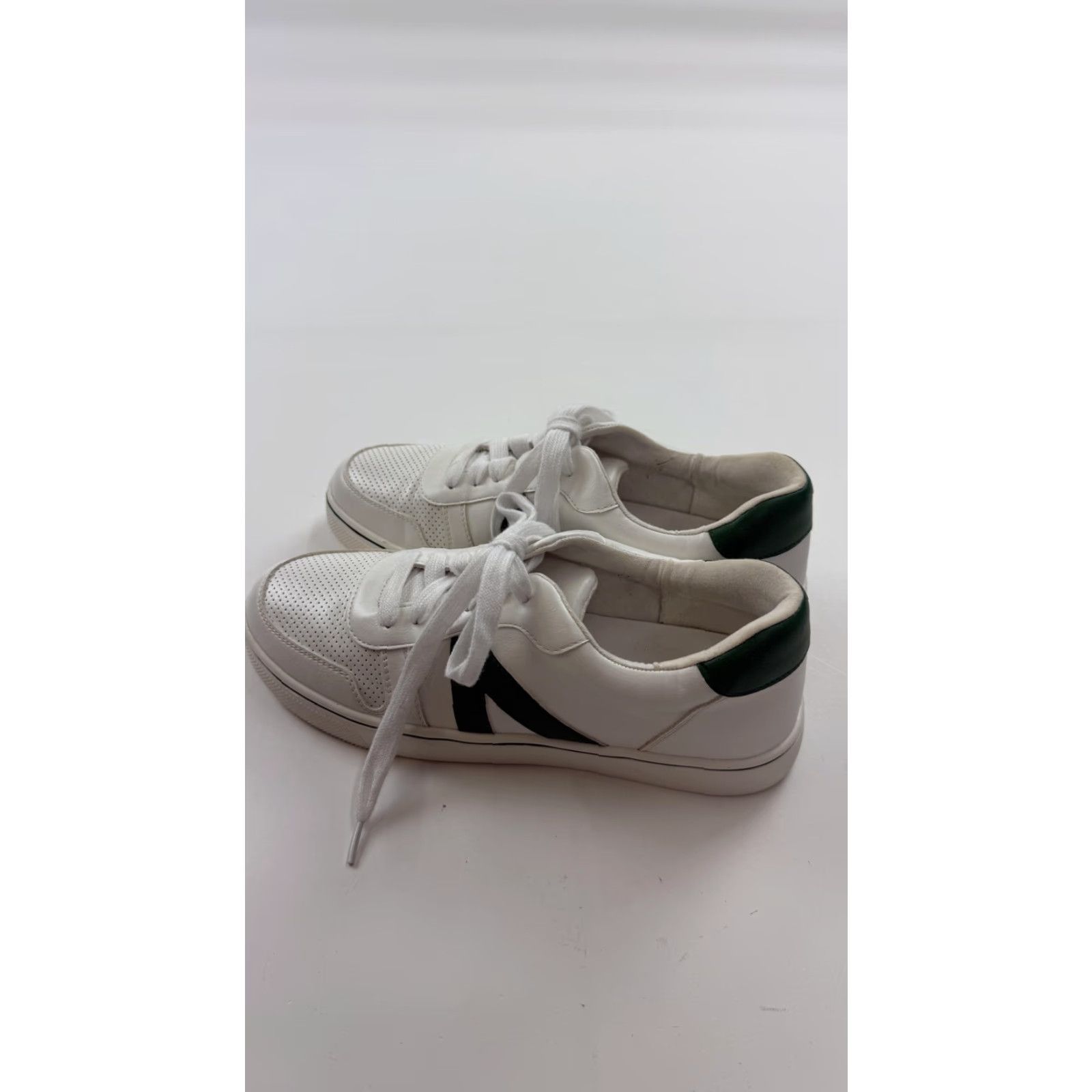 Vintage MIA Shoes Womens Size 8.5 White Green Low Top Casual Sneakers Athletic Comfort Shoes Size M / US 6-8 / IT 42-44 - 3 Thumbnail