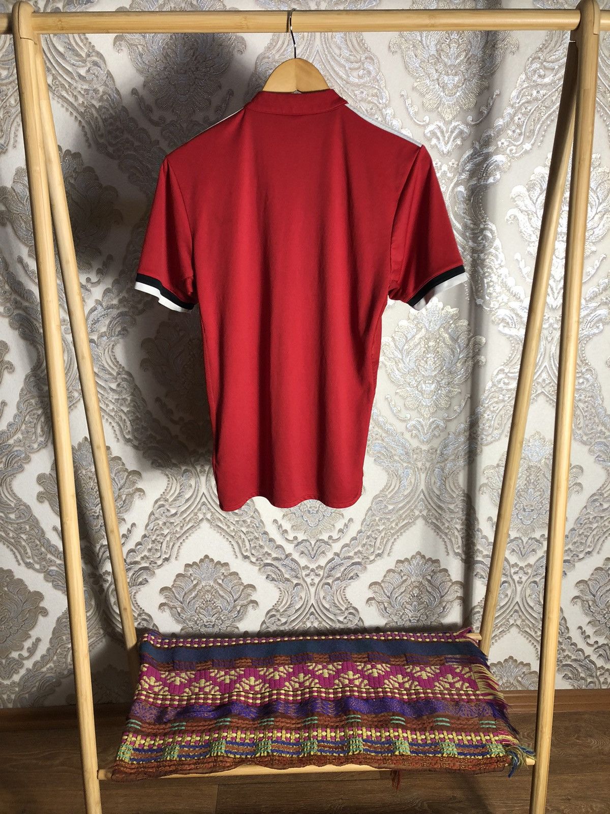 Vintage VERY RARE ADIDAS FC MANCHESTER UNITED ENGLAND SOCCER JERSEY Size US S / EU 44-46 / 1 - 10 Thumbnail