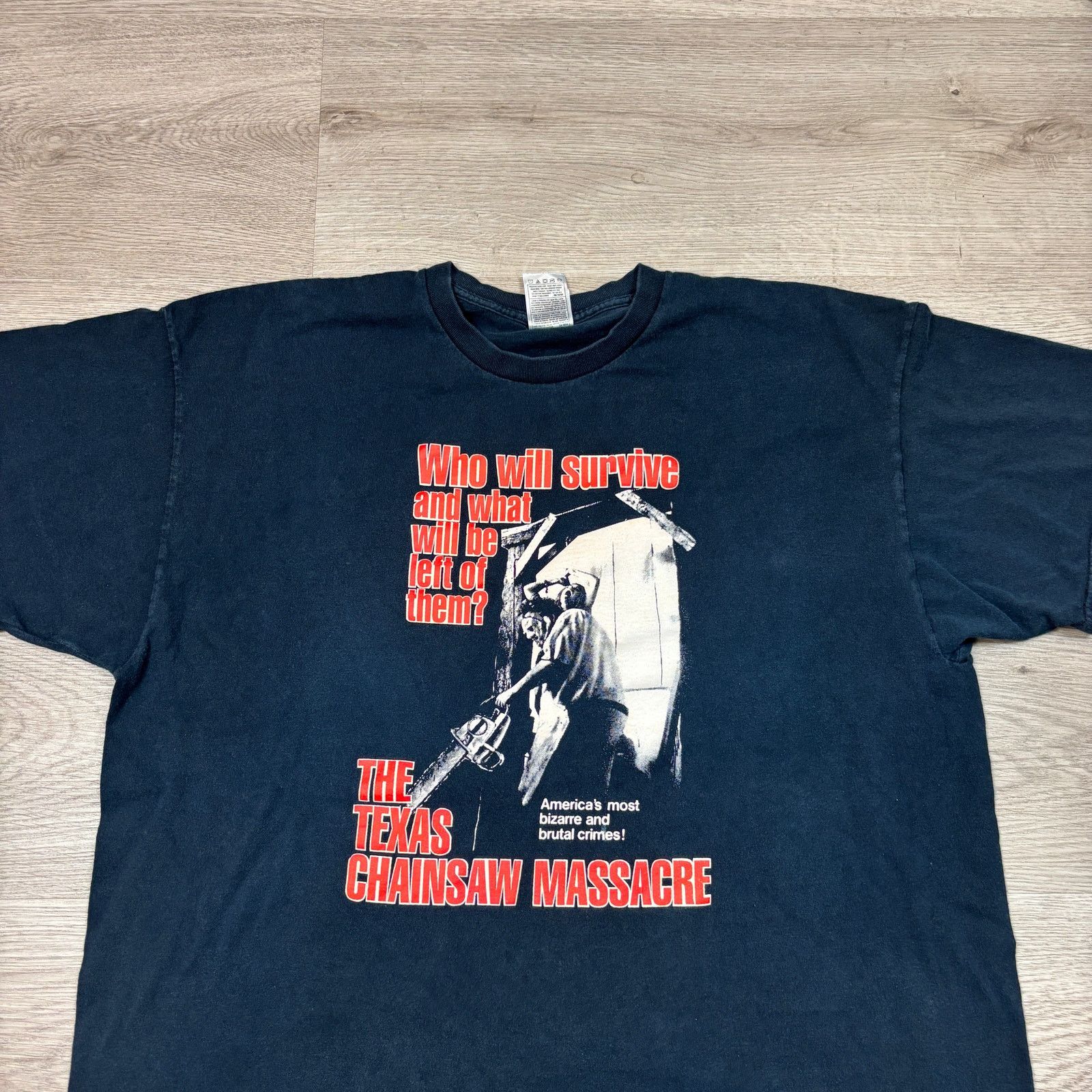 Fruit Of The Loom × Vintage Vintage Y2K Texas Chainsaw Massacre Movie Promo Shirt 2XL Size US XXL / EU 58 / 5 - 2 Thumbnail