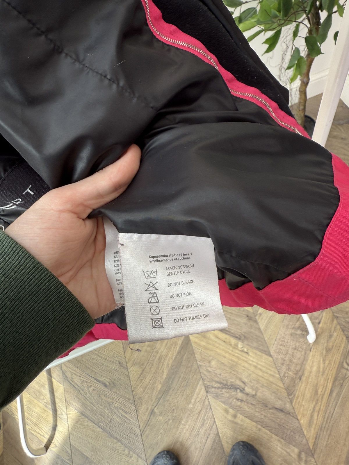 Bogner Vintage Bogner Sport Women’s Pink Down Ski Jacket Hooded Size XS / US 0-2 / IT 36-38 - 14 Thumbnail
