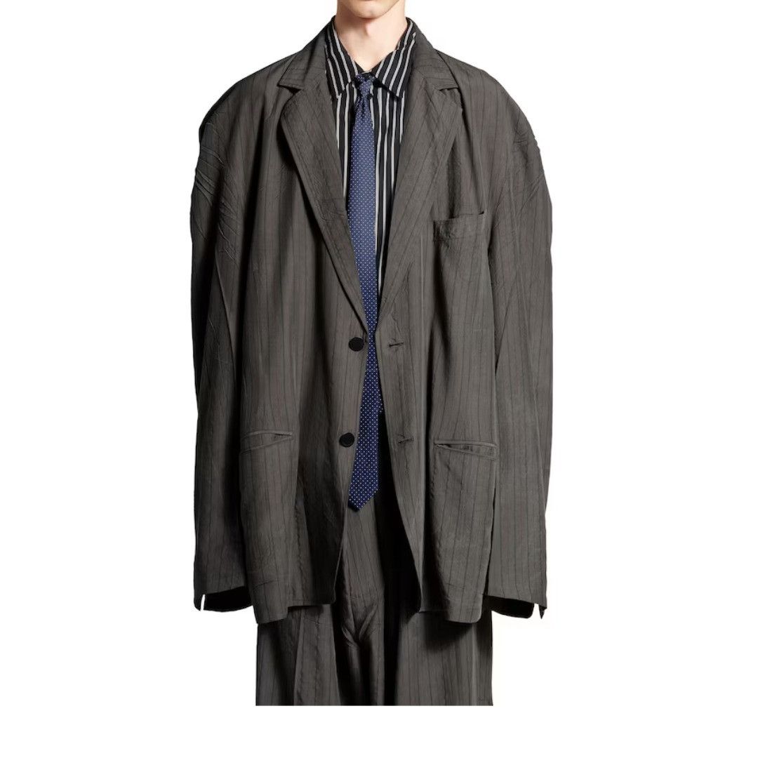 Balenciaga o1w1db10126 Tailored Jacket in Dark Grey Size US XL / EU 56 / 4 - 6 Thumbnail