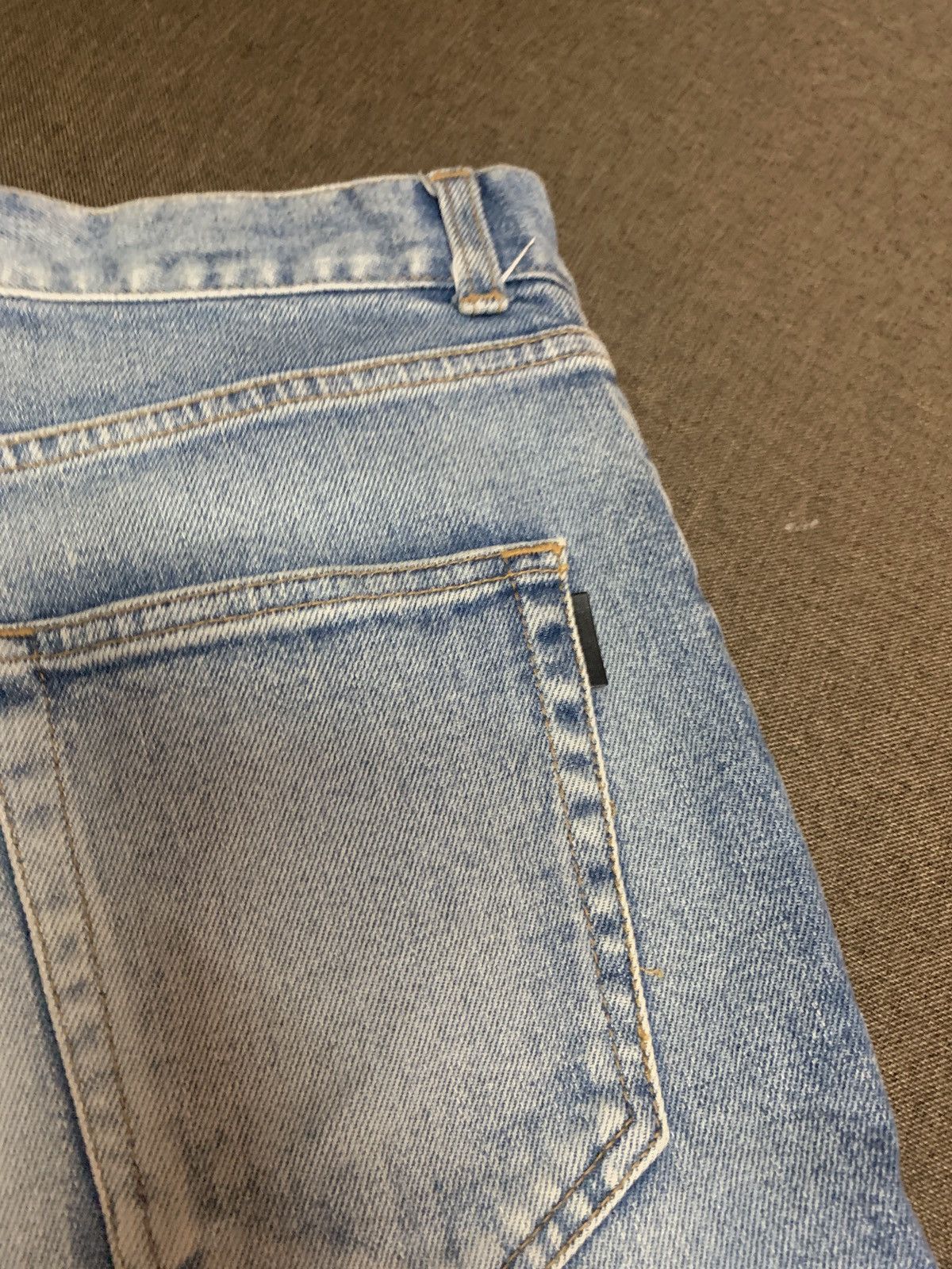 Saint Laurent Paris 2019 Saint Laurent Paris D10 Distressed Light Wash Denim Size US 32 / EU 48 - 14 Thumbnail