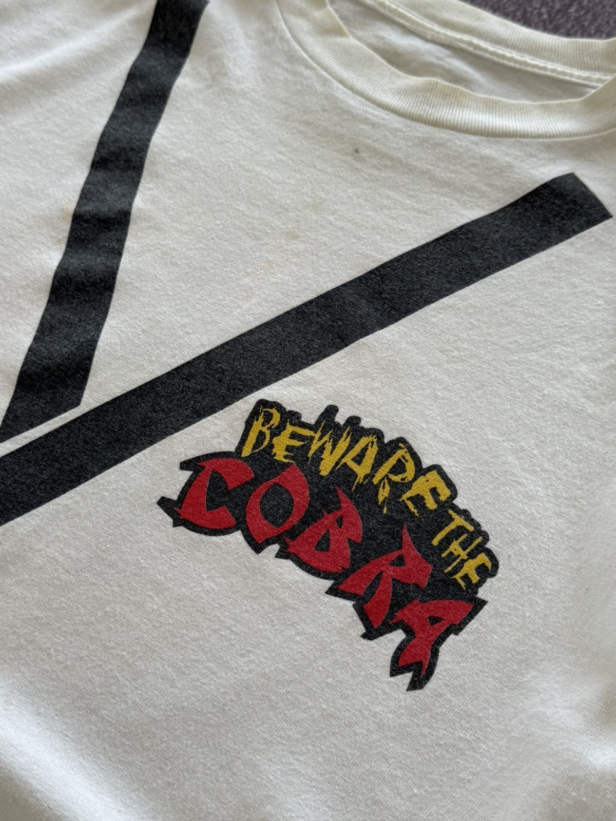 WWE WWE Beware The Cobra Santino 90’s Vintage T-Shirt Size US L / EU 52-54 / 3 - 14 Thumbnail