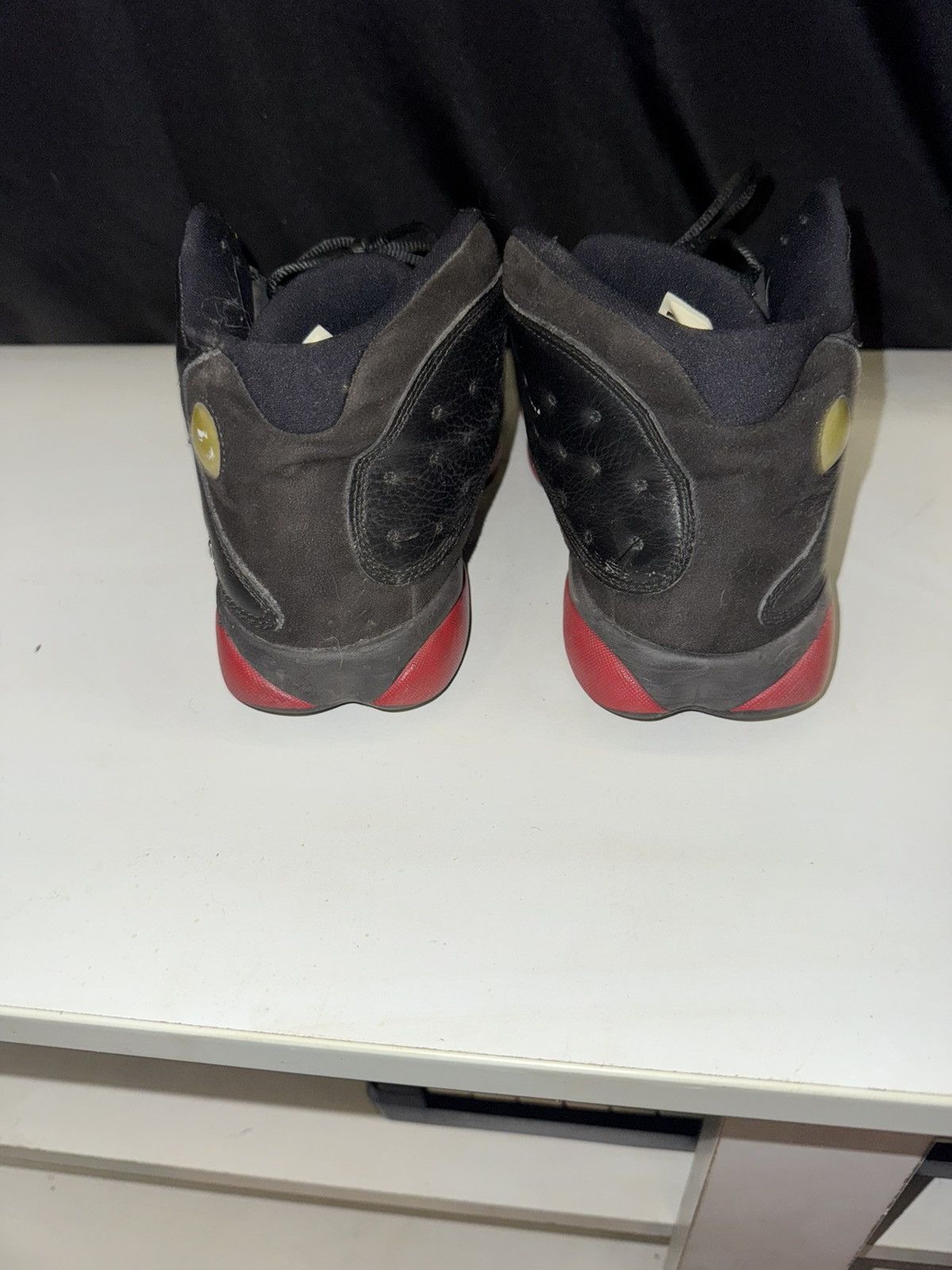 Jordan Brand Jordan 13 “Dirty Bred” Used Black/Red Size US 11 / EU 44 - 2 Thumbnail
