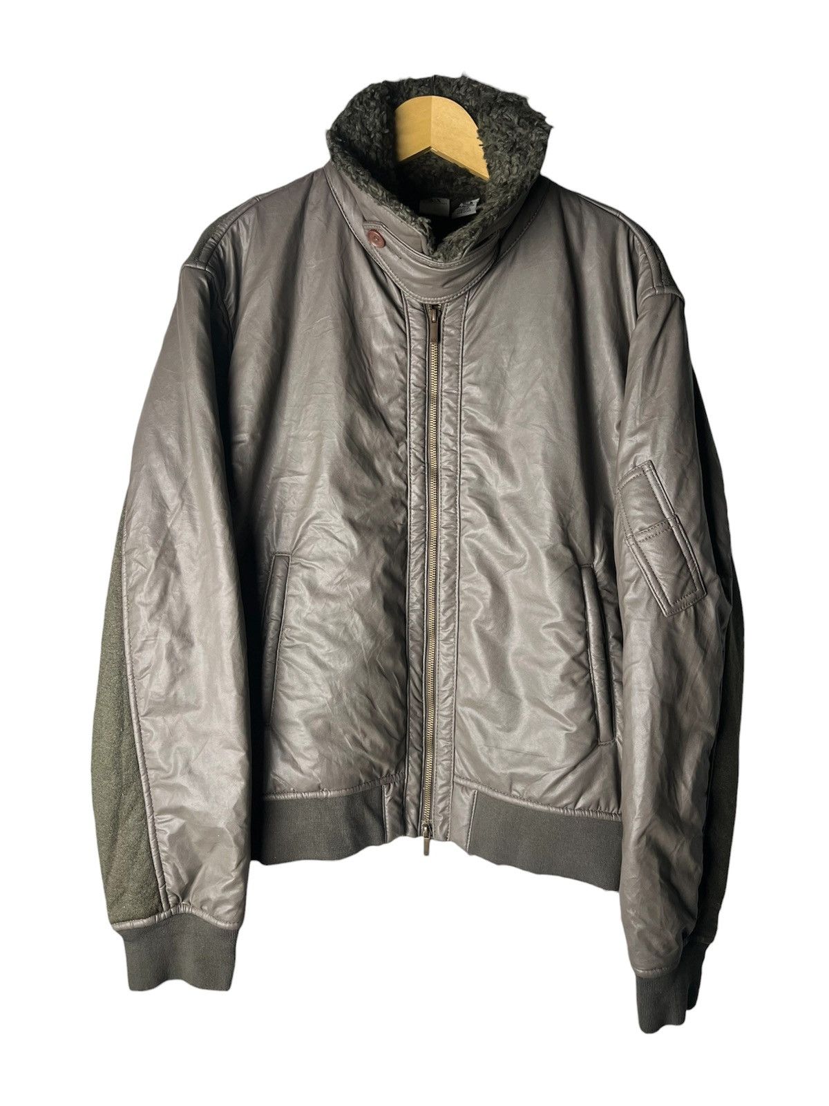 Emporio Armani Armani Exchange Bomber Jacket Fur Collar Size US L / EU 52-54 / 3 - 1 Thumbnail