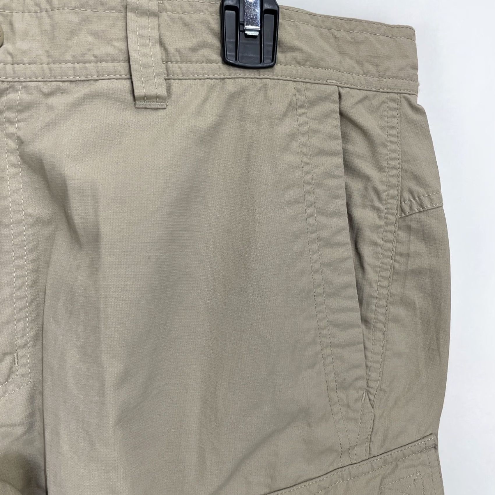 The North Face The North Face 36 Nylon Cargo Shorts Tan Outdoor Hiking Fishing Camping Men's Regular 10in Inseam Zip Pockets Breathable Solid Beige Size US 36 / EU 52 - 3 Thumbnail