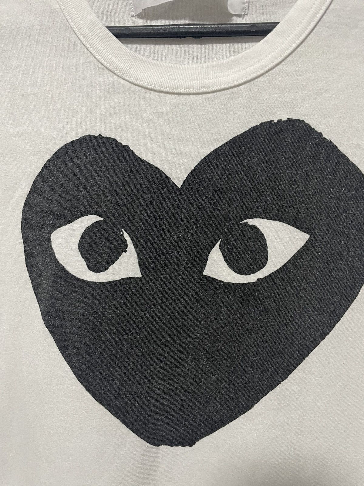 Comme des Garcons × Comme des Garcons PLAY PLAY Comme des Garçons Tee Big Logo Heart T-Shirt Size US XL / EU 56 / 4 - 3 Thumbnail