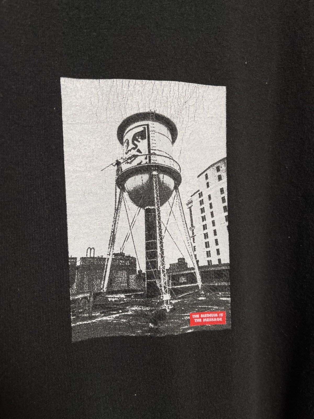 Obey Obey Water Tower t shirt Size US XL / EU 56 / 4 - 2 Thumbnail