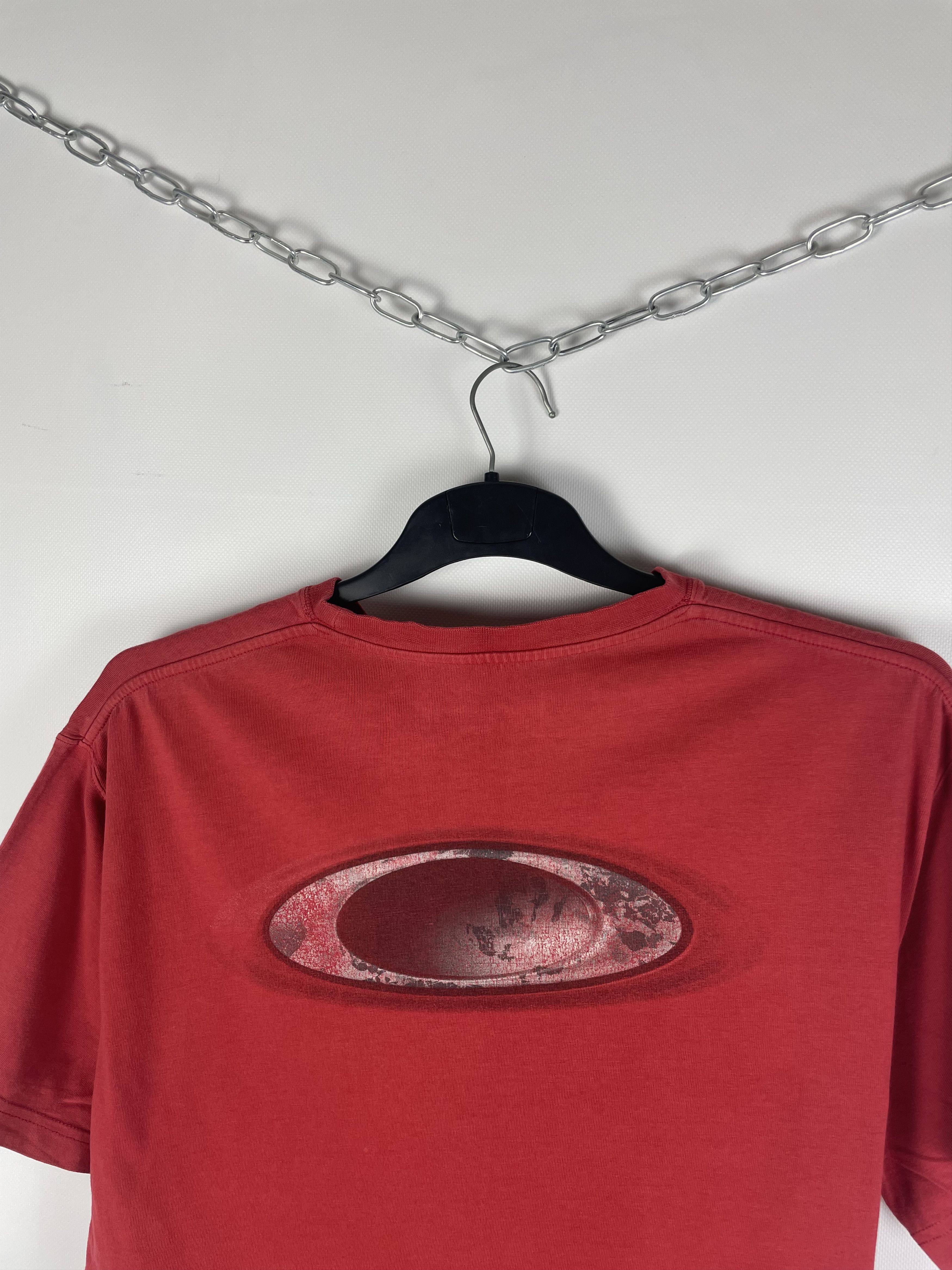 Oakley Vintage Oakley Tee Y2k Size US L / EU 52-54 / 3 - 10 Thumbnail