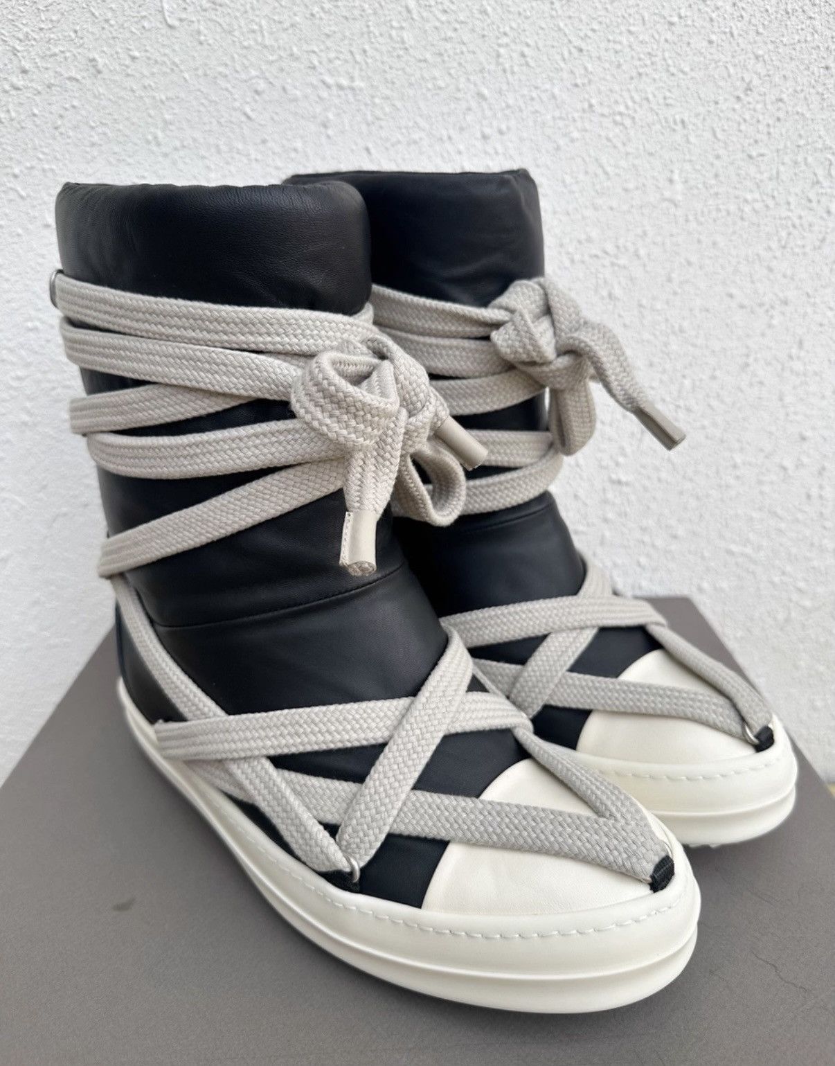 Rick Owens Rick Owens High-Top Shearling Boots with Thick Laces Size US 8.5 / EU 41-42 - 3 Thumbnail