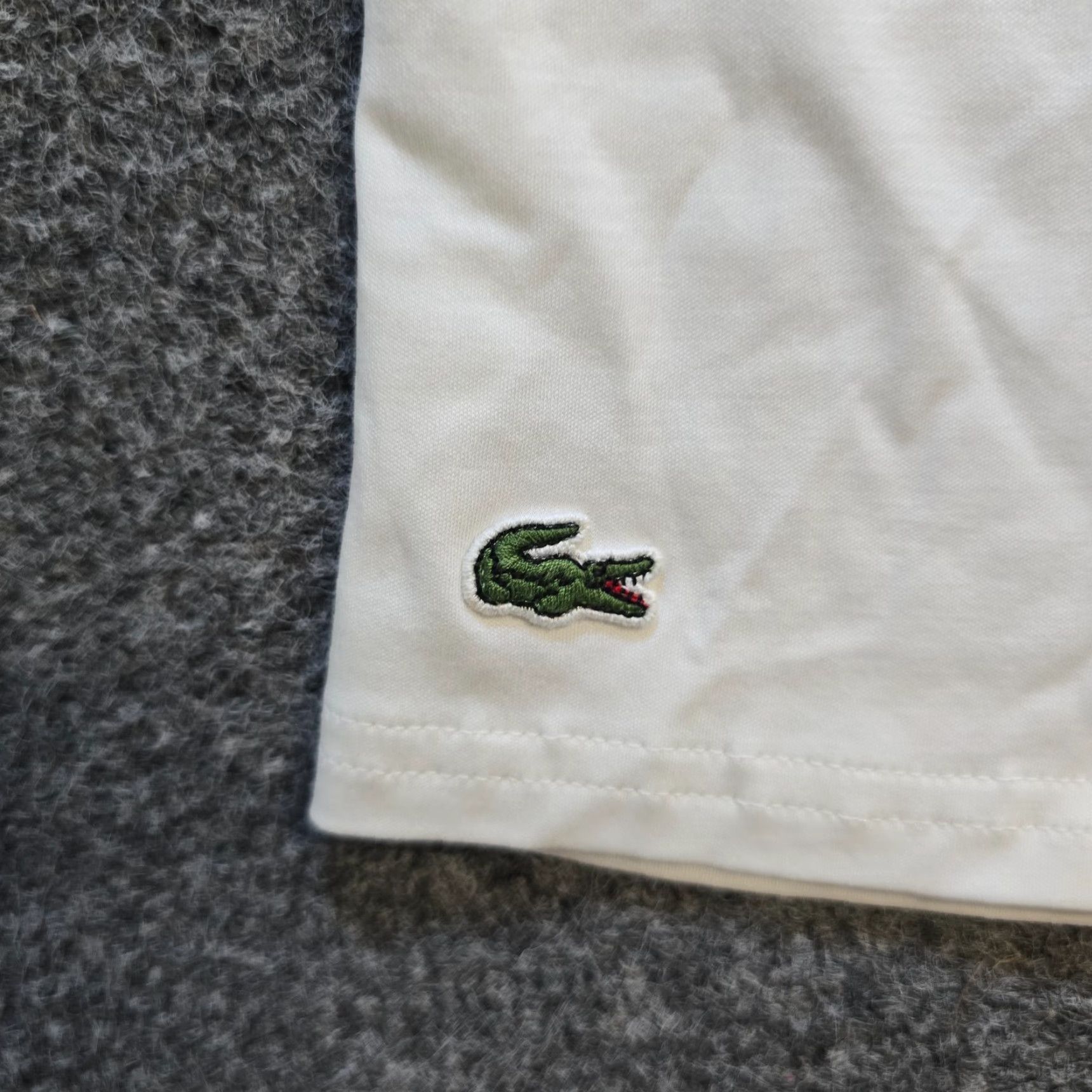 Lacoste Lacoste Top Women Size 36 White Short Sleeve Lightweight Classic Capsule Minimal Size XS / US 0-2 / IT 36-38 - 5 Thumbnail