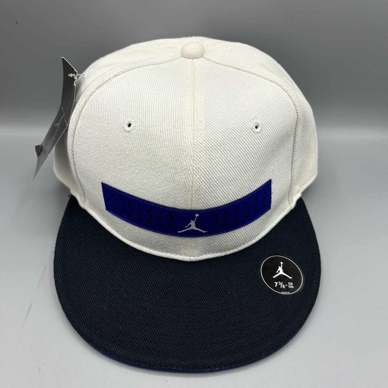 Jordan Brand Air Jordan J11 Hat Men 7 3/8 White Black Fitted Cap New Size ONE SIZE - 1 Thumbnail