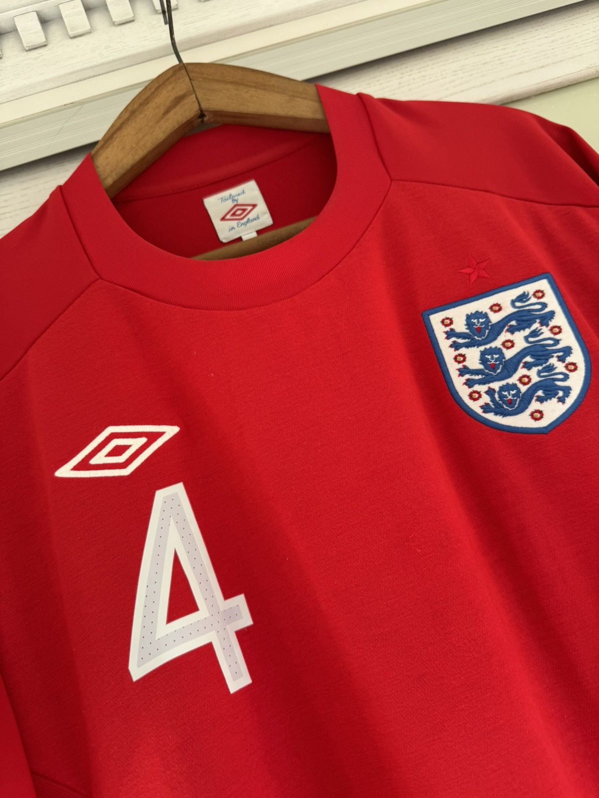 Umbro Gerrard #4 England 2010-2011 Away Soccer Jersey Football Kit Size US XL / EU 56 / 4 - 5 Thumbnail